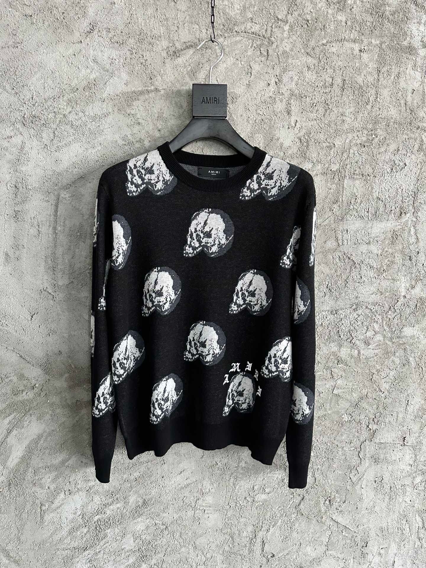 Amiri Hoodie — 38133ff4 Angle 1