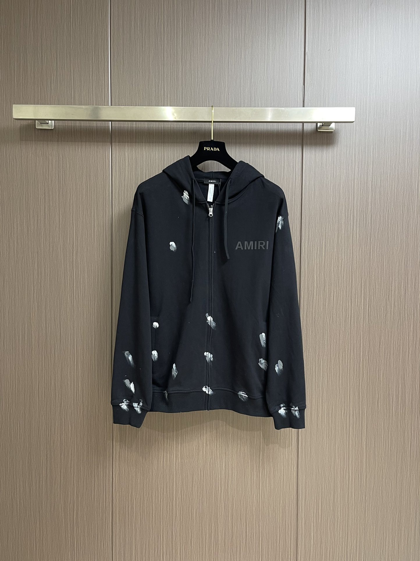 Amiri Hoodie — 3b0f0142 Angle 1