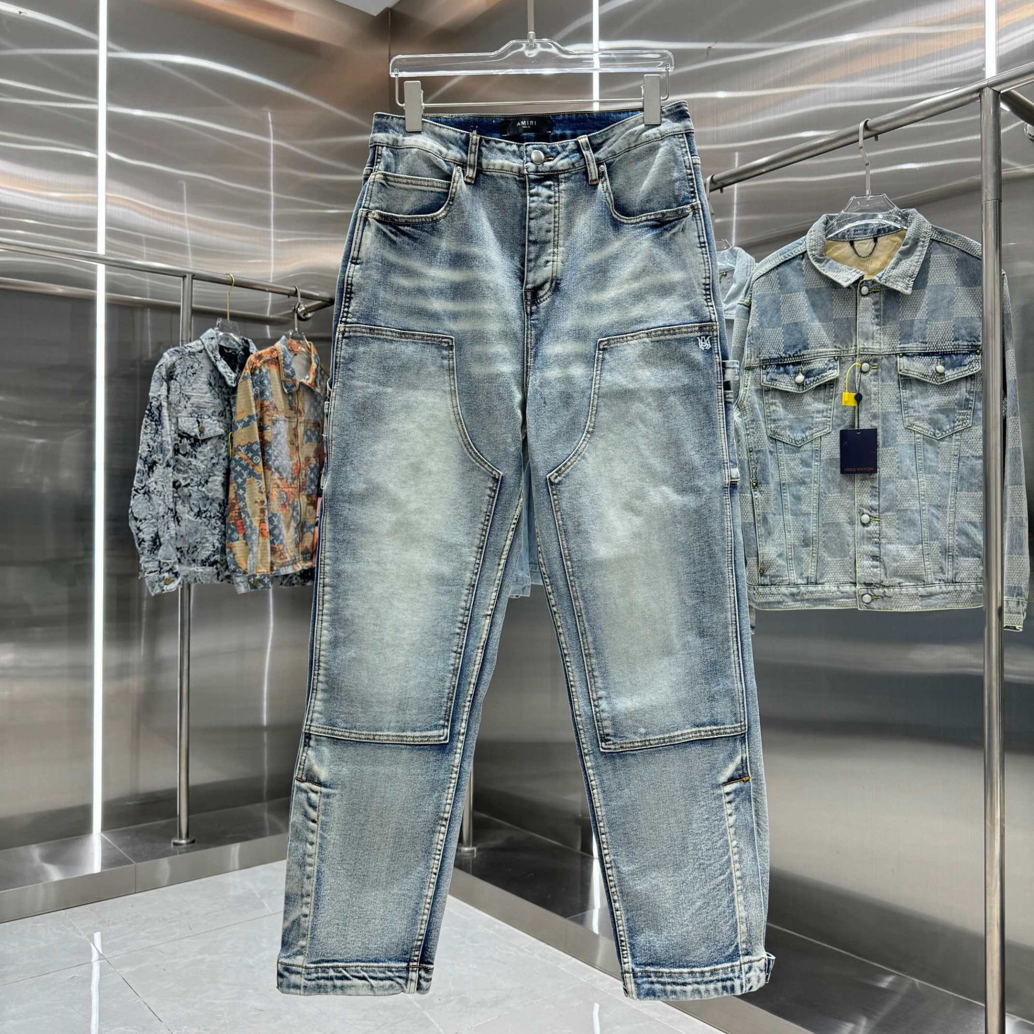 Amiri Pants — 175e438c Angle 1
