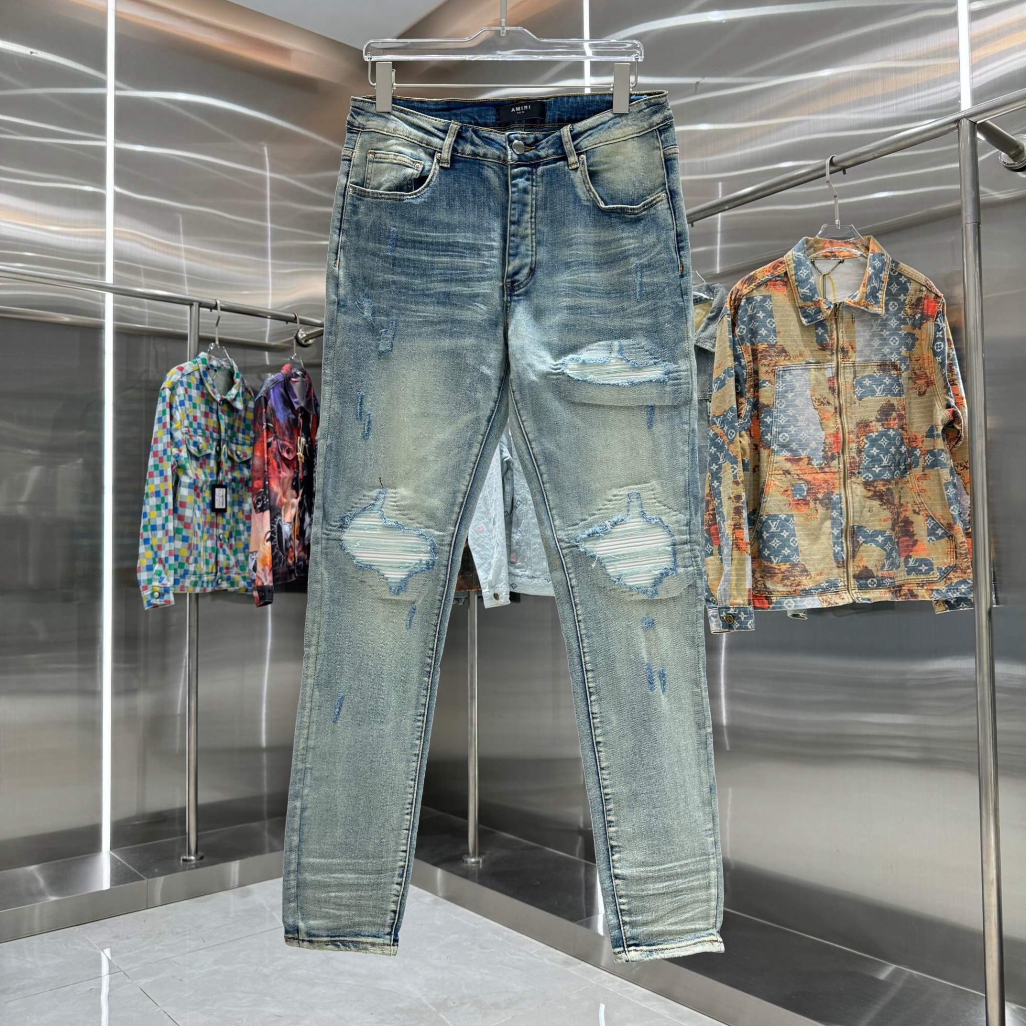 Amiri Pants — 1e7c8753 Angle 1