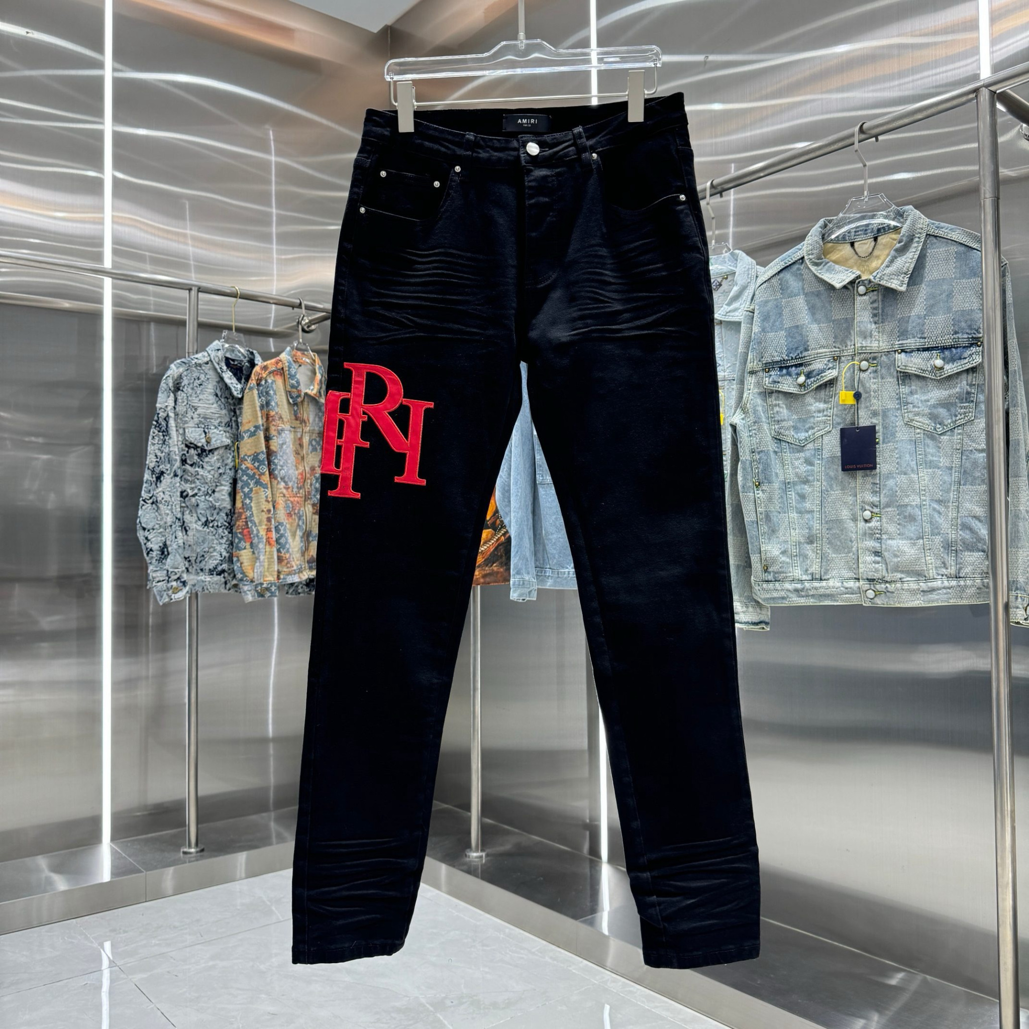 Amiri Pants — 24b84fbb Angle 1
