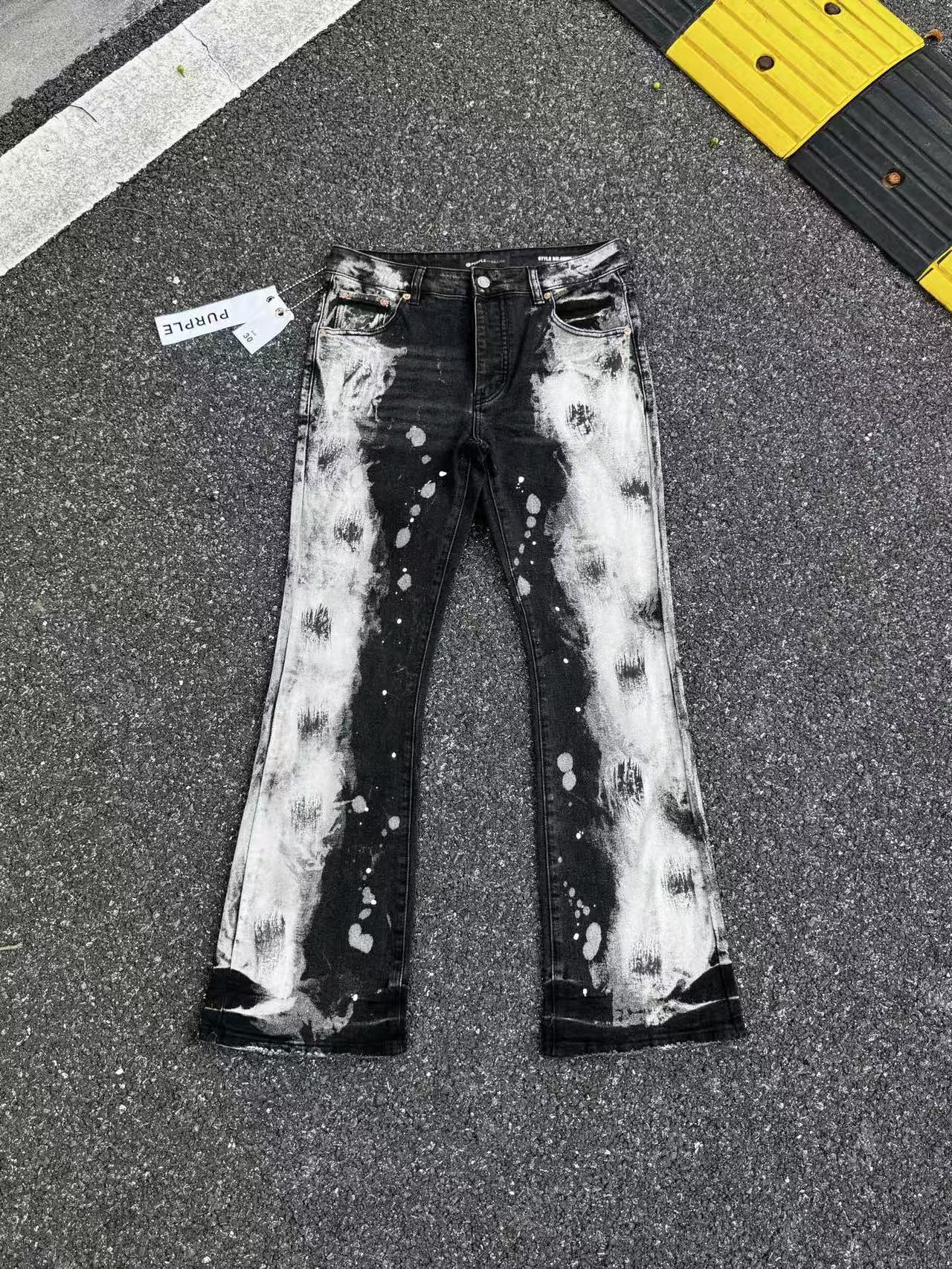 Amiri Pants — 41295557 Angle 1
