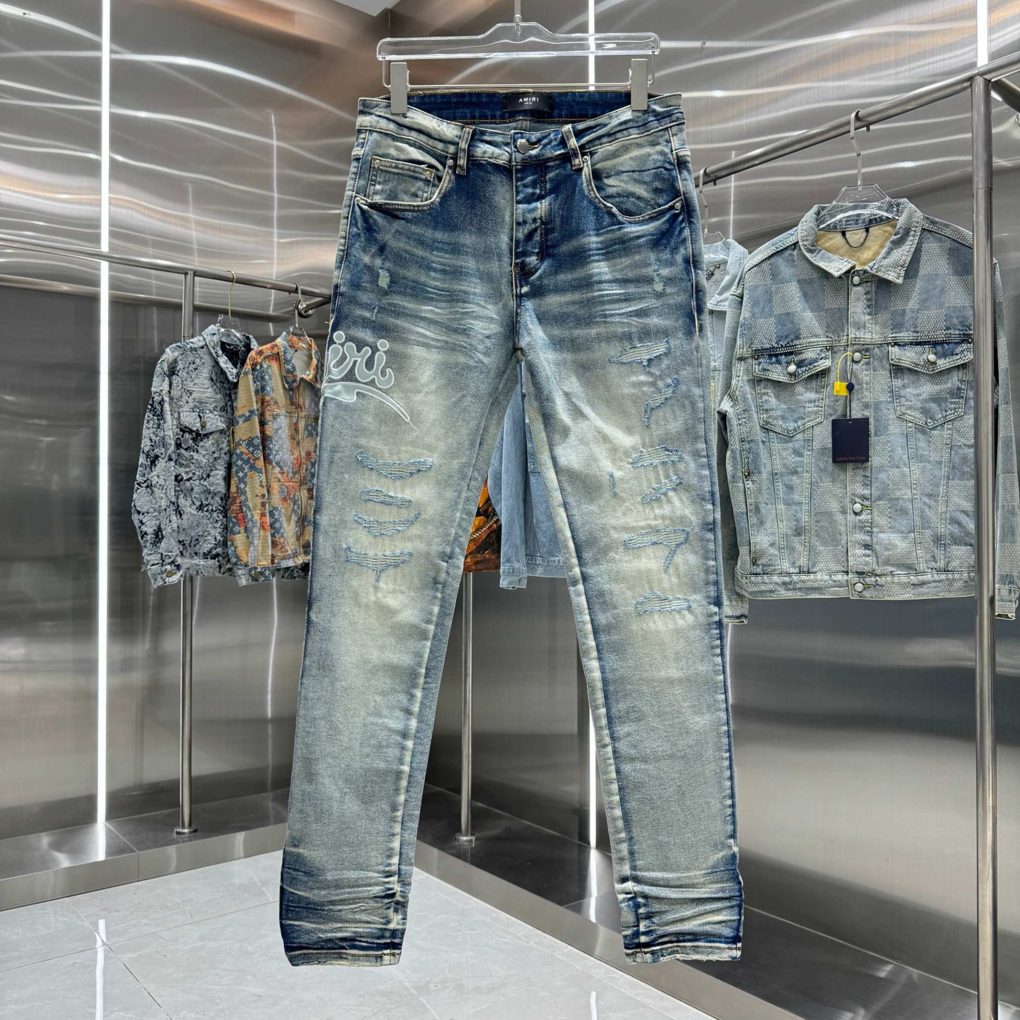 Amiri Pants — 44abbd14 Angle 1