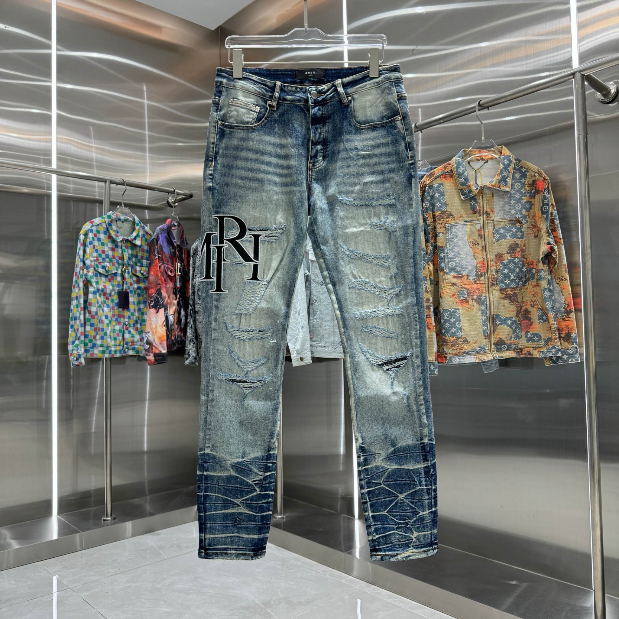 Amiri Pants — a26fbeae Angle 1