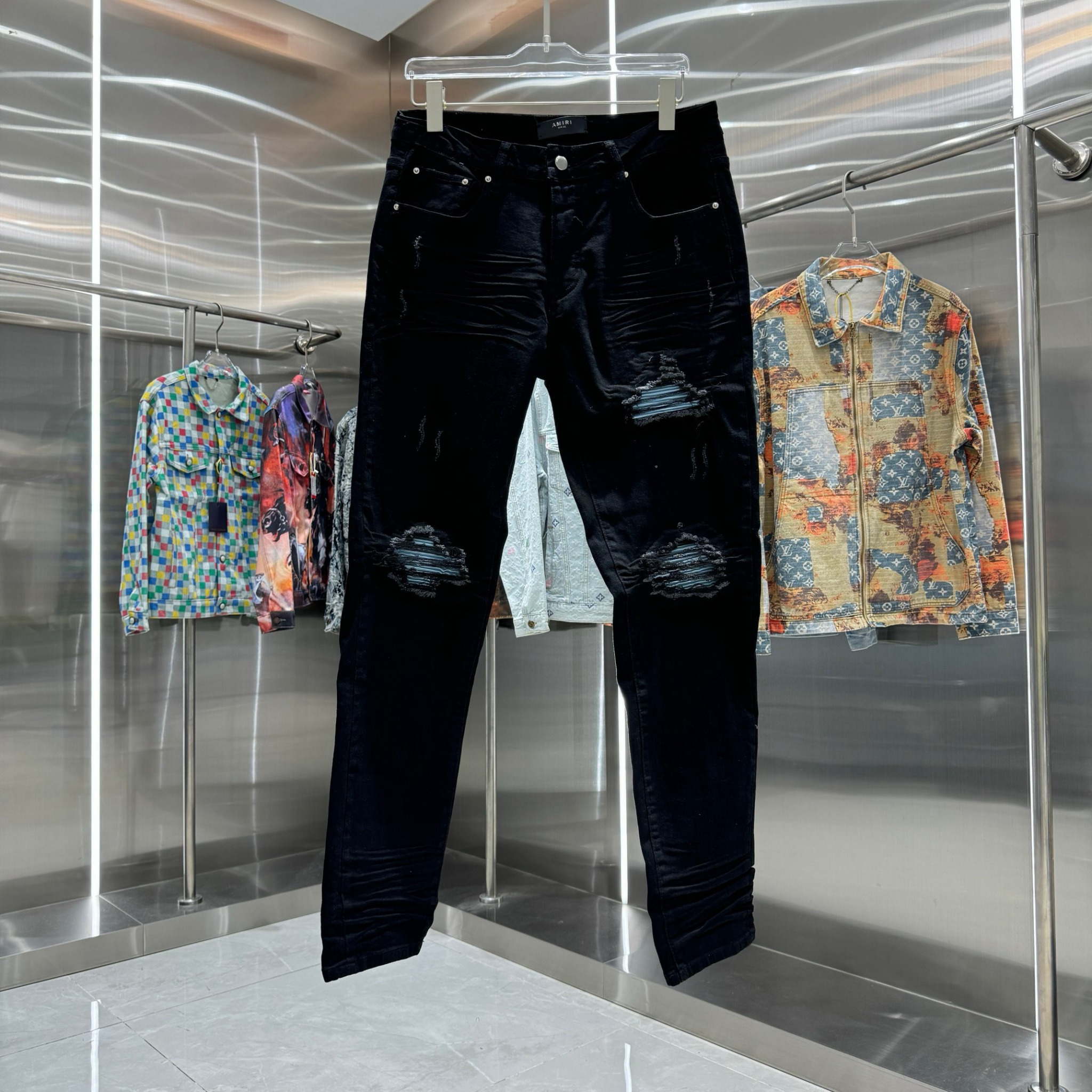Amiri Pants — a30ff5e3 Angle 1