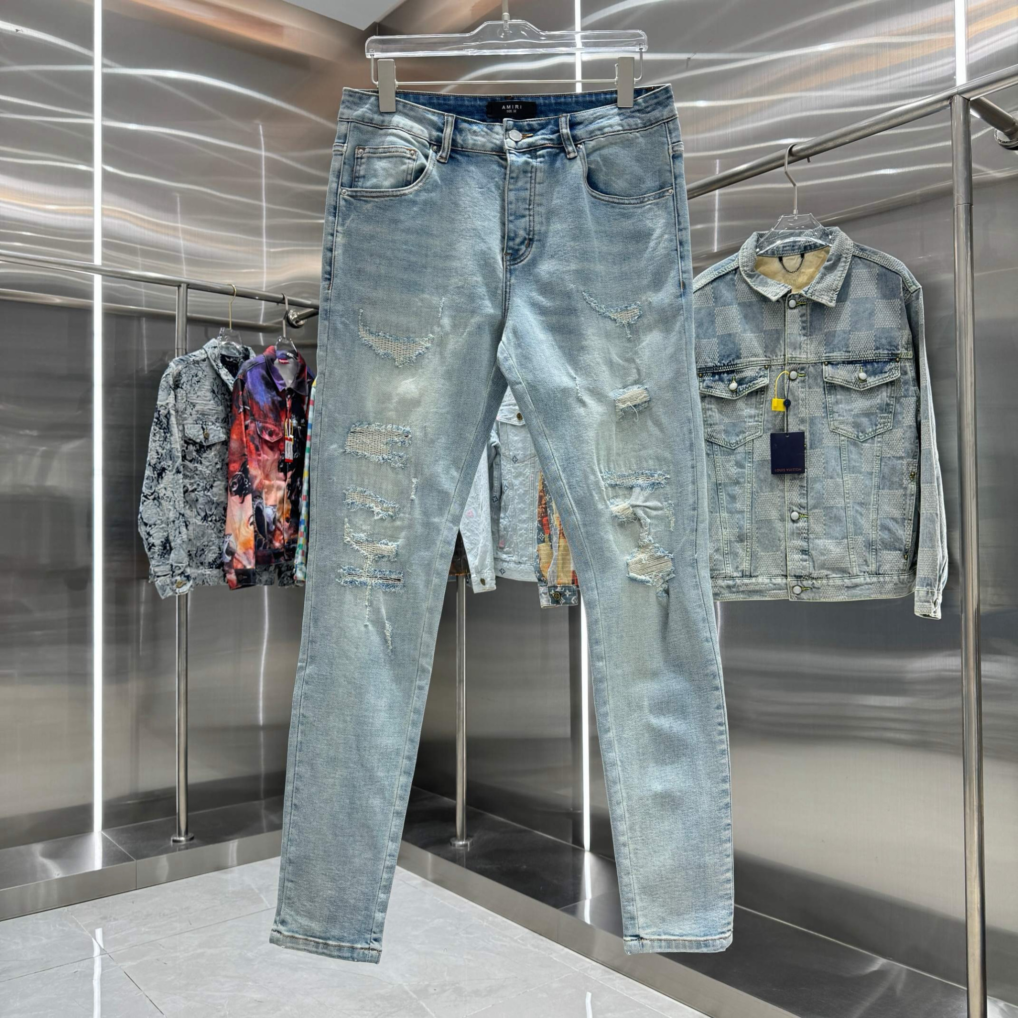 Amiri Pants — d9bd39b9 Angle 1