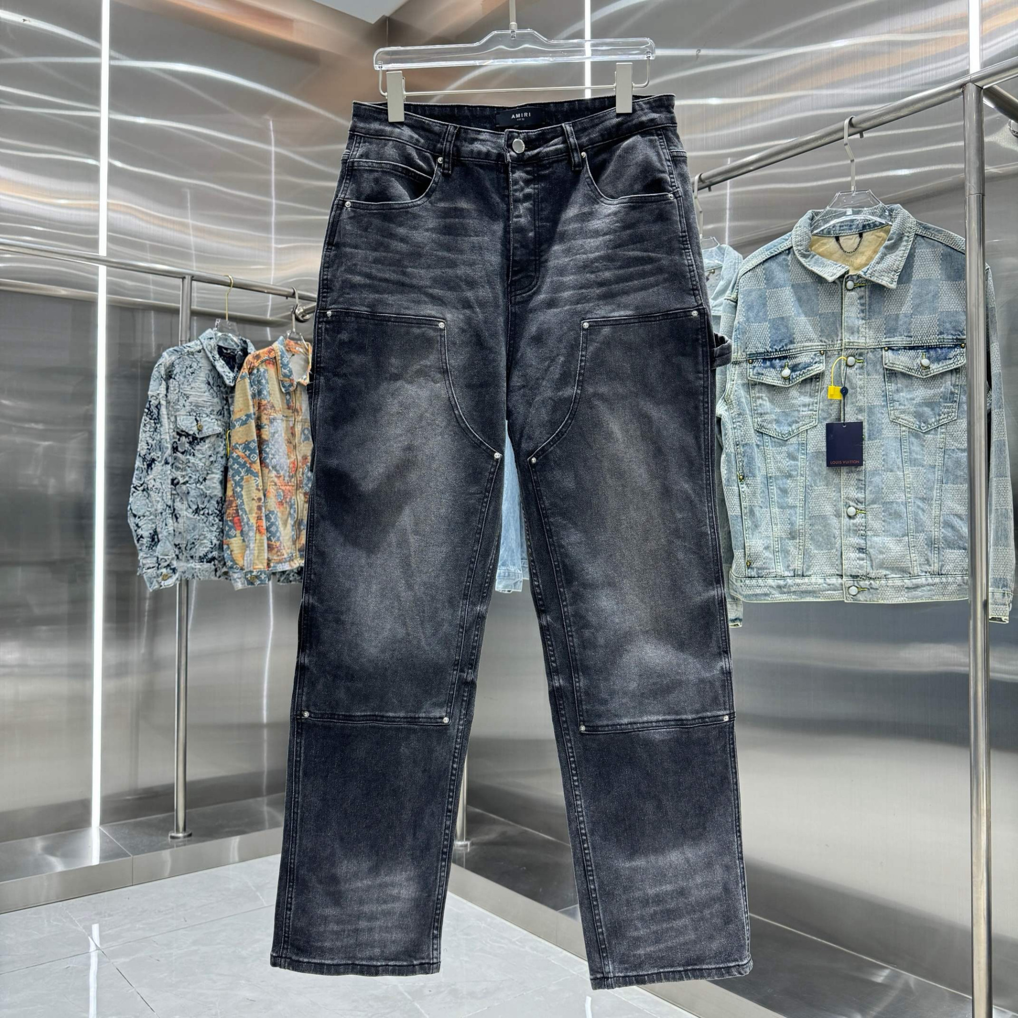 Amiri Pants — e962bec0 Angle 1