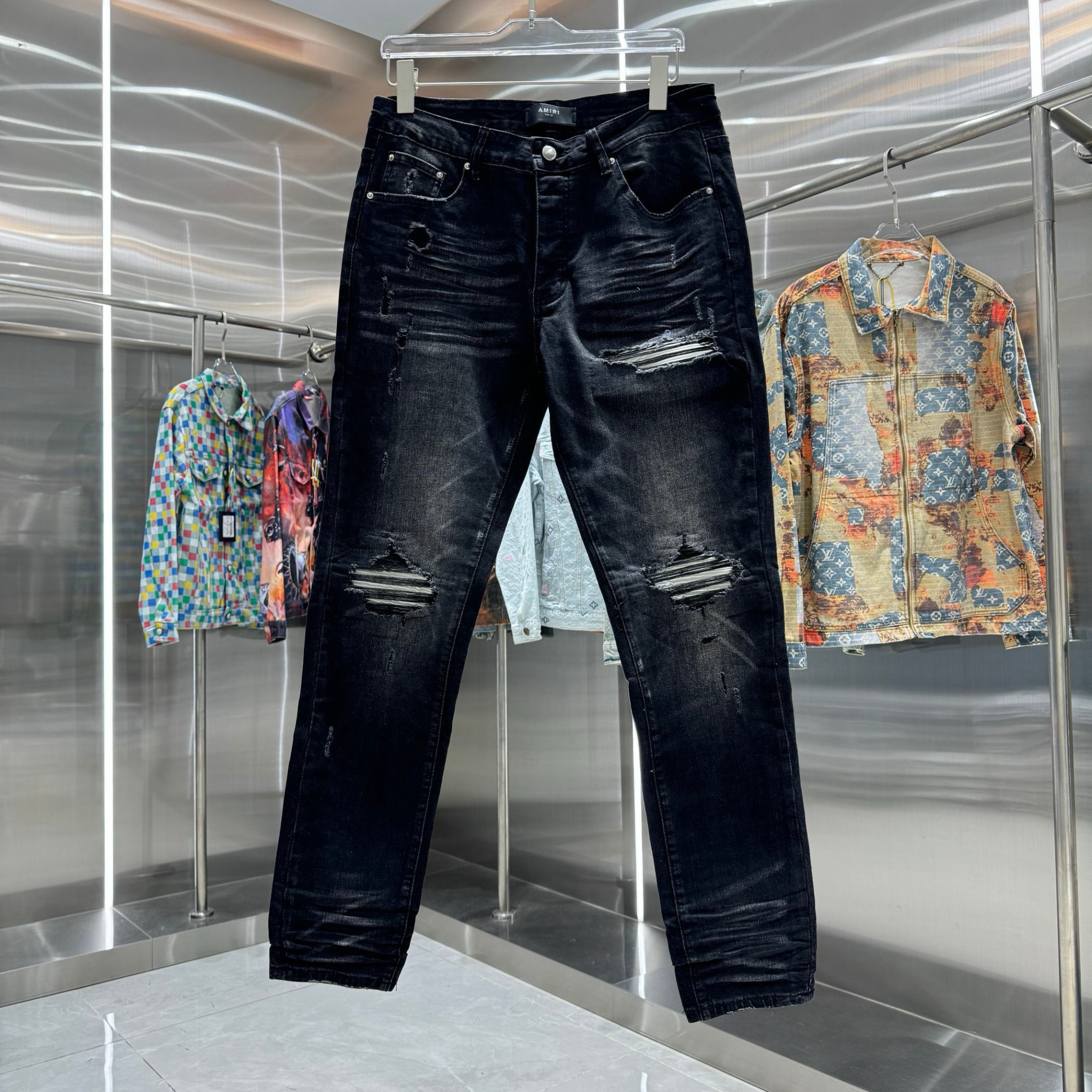 Amiri Pants — f847471f Angle 1