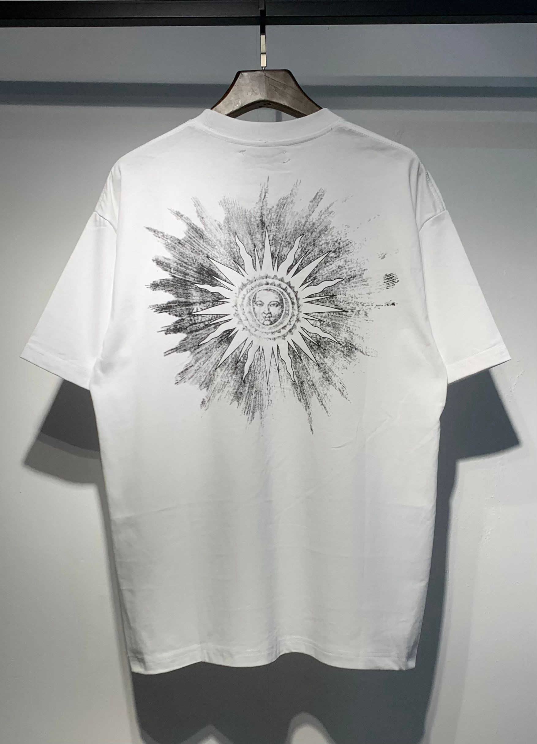 Amiri Shirts — 843612e2 Angle 1