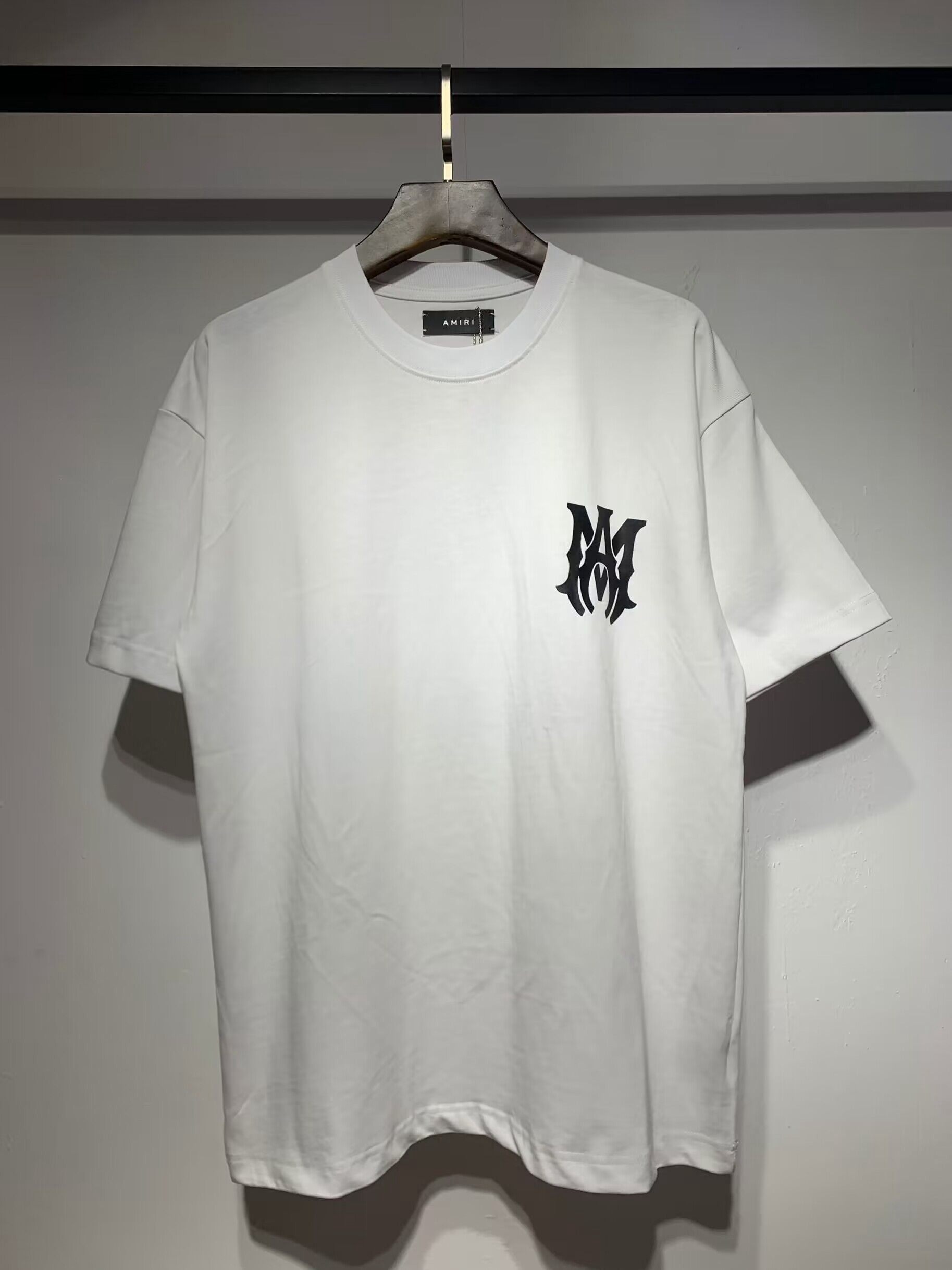 Amiri Shirts — 94bb52fe Angle 1