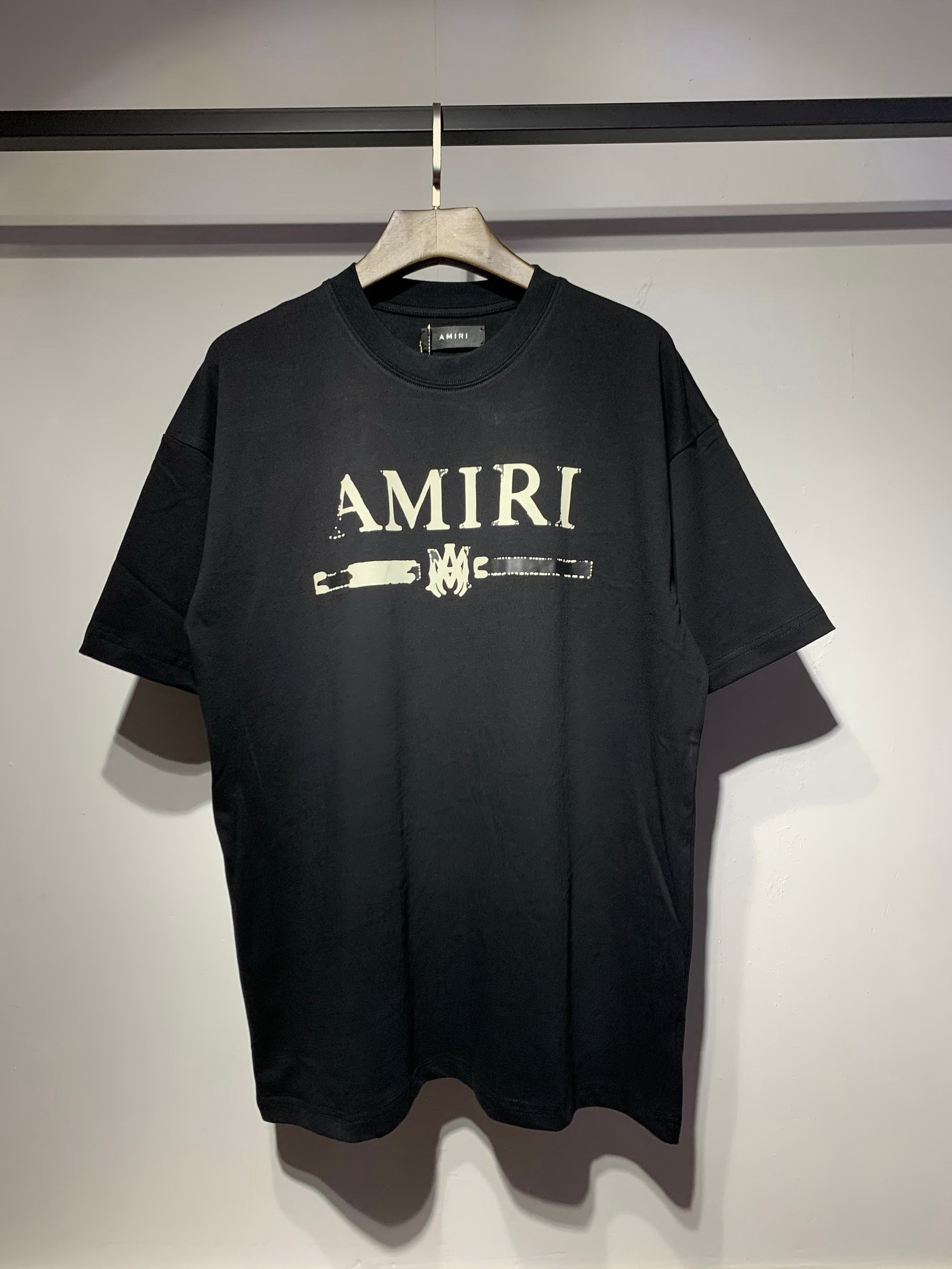 Amiri Shirts — b1eab3a1 Angle 1
