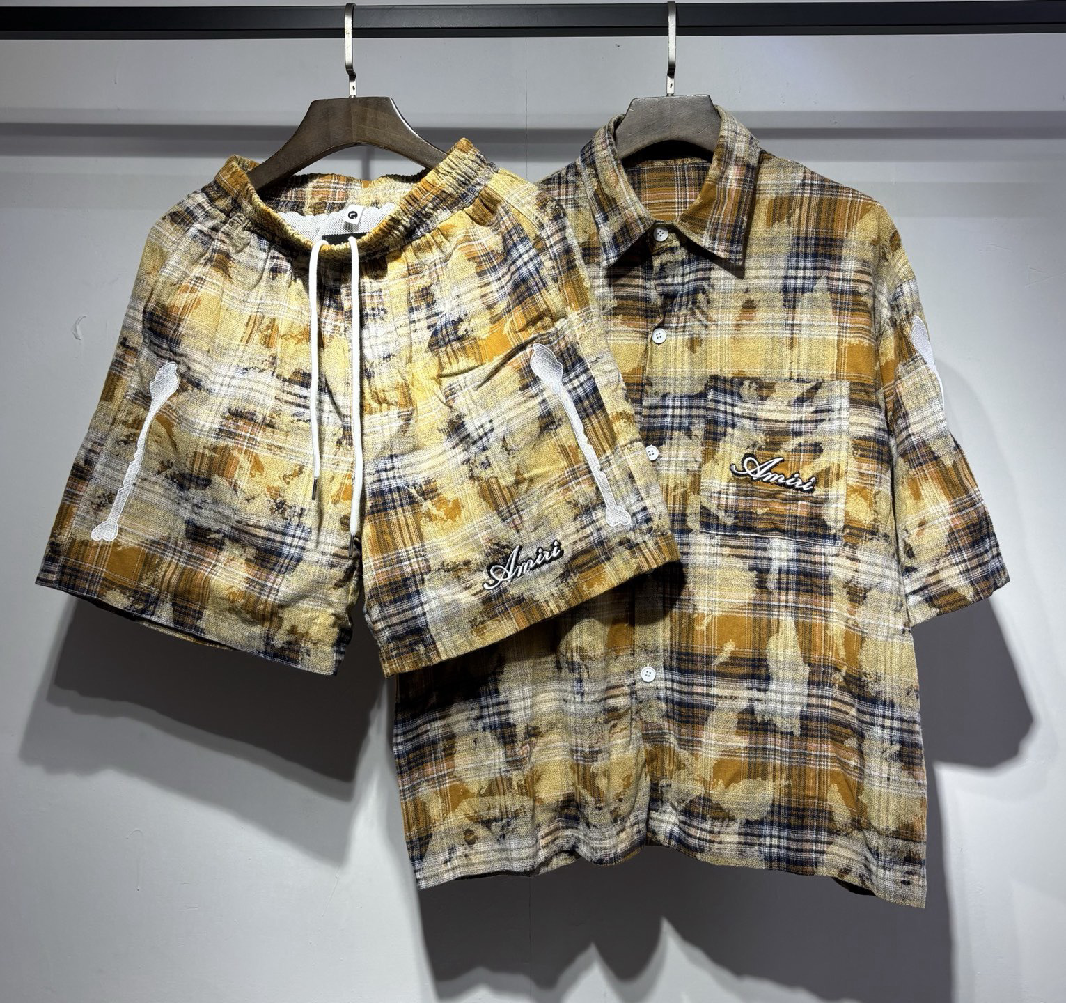 Amiri Shirts — c98d8094 Angle 1