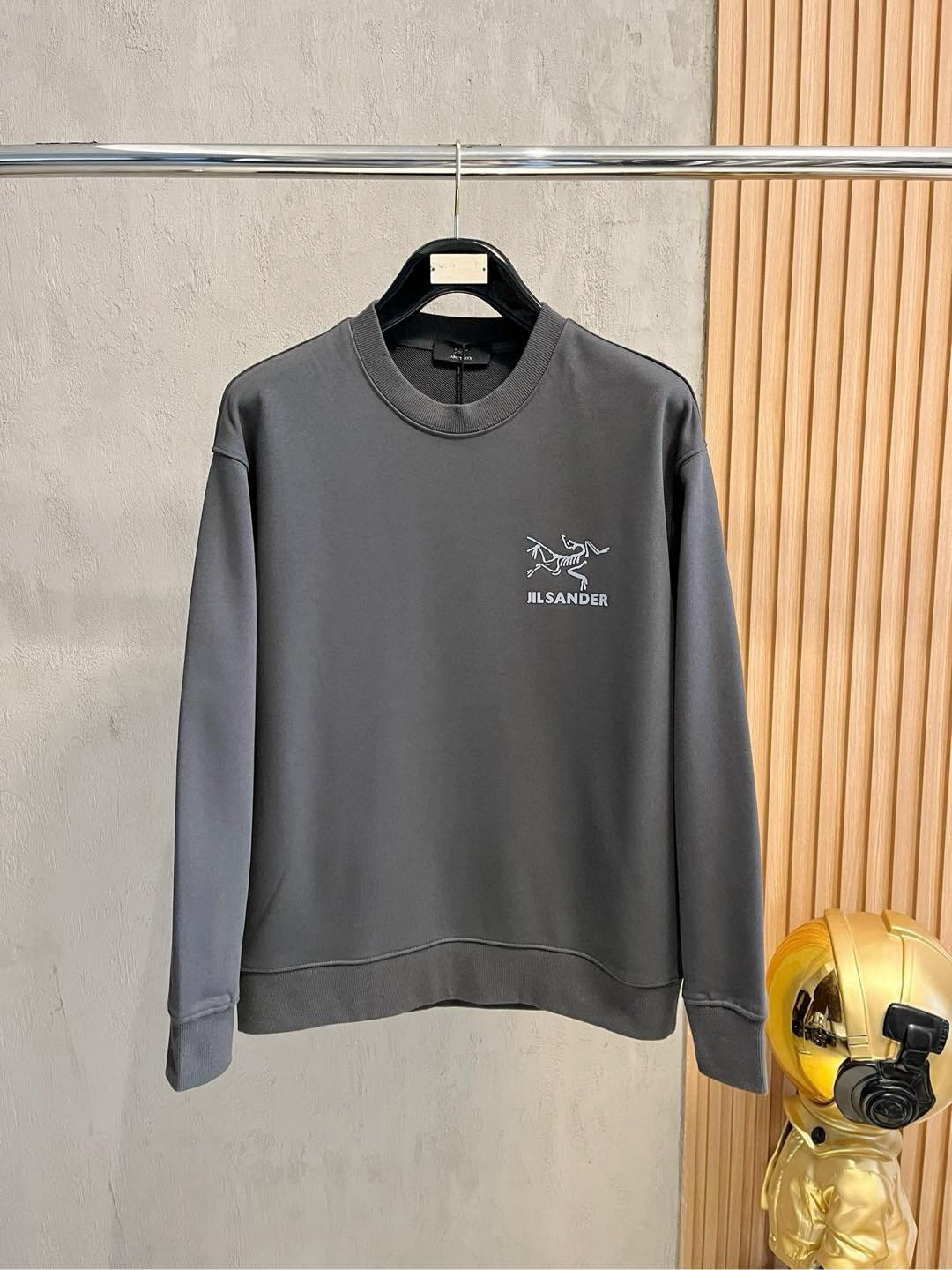 Arc'teryx Hoodie — b4d604c2 Angle 1