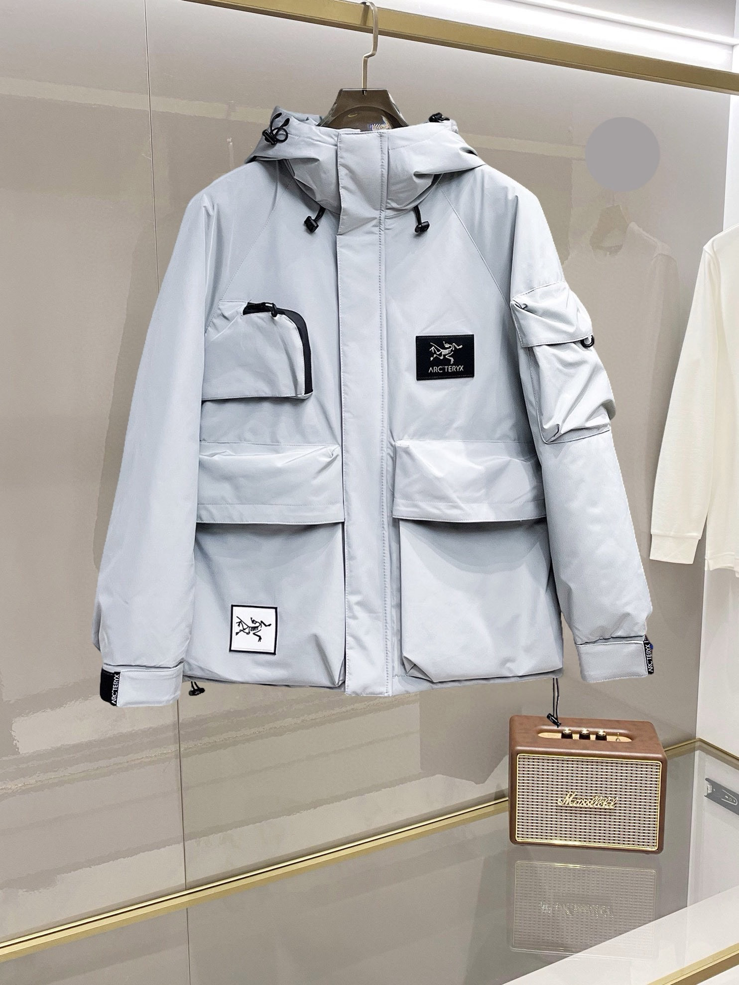 Arc'teryx Hoodie — bae3965c Angle 1