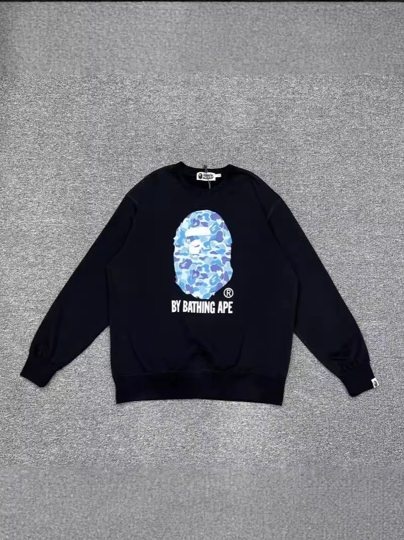 BAPE Hoodie — 046463d0 Angle 1