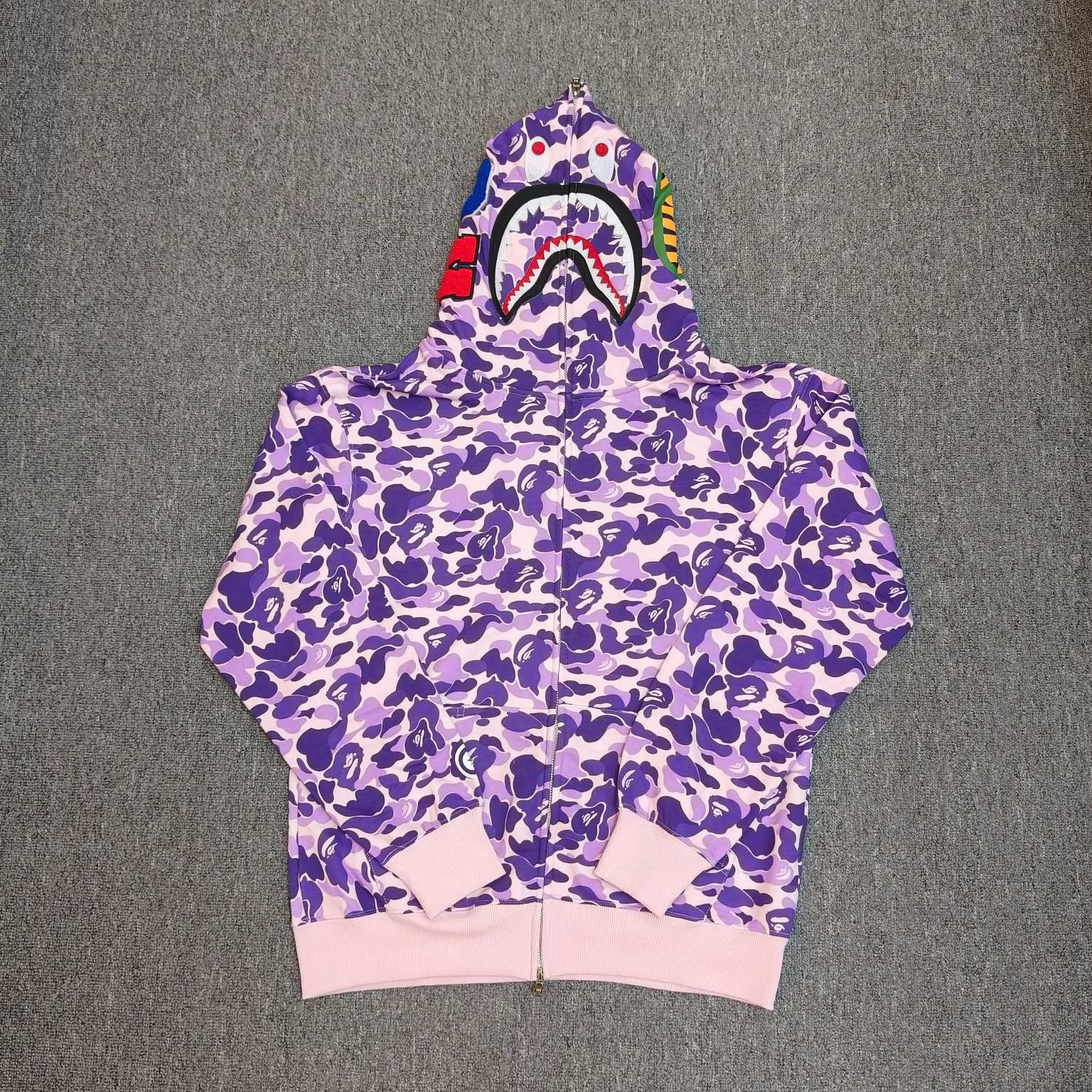 BAPE Hoodie — 26b5a360 Angle 1