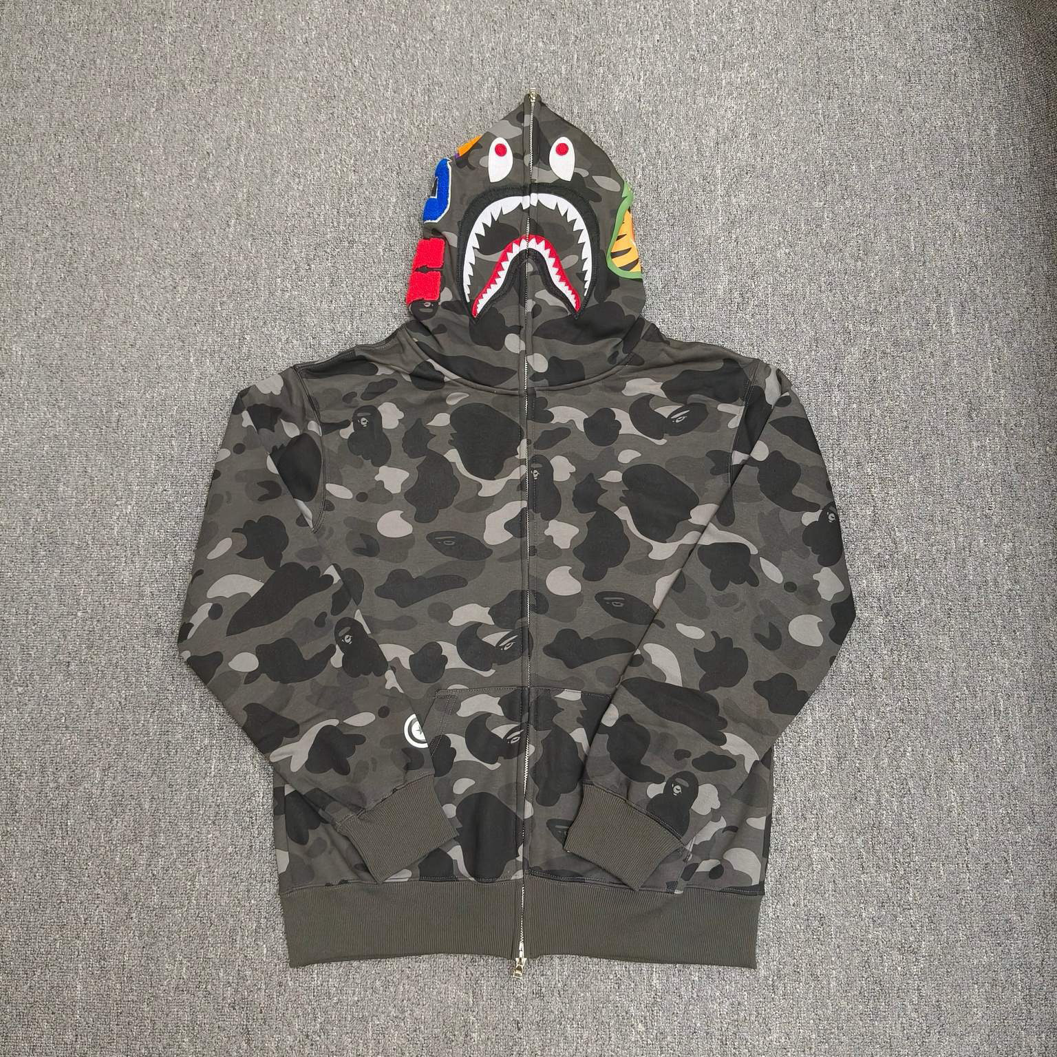 BAPE Hoodie — e864d225 Angle 1