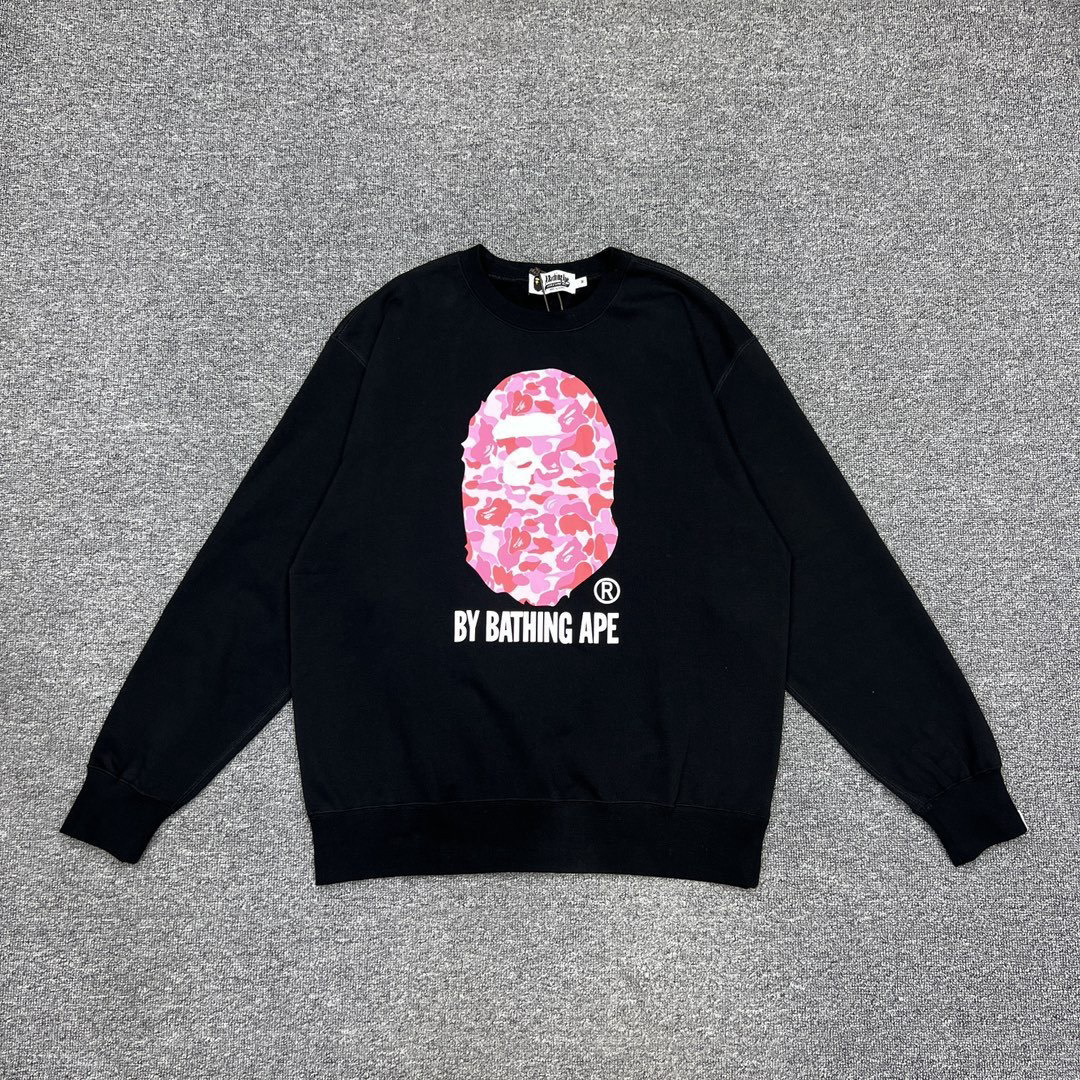 BAPE Hoodie — f6072dd5 Angle 1
