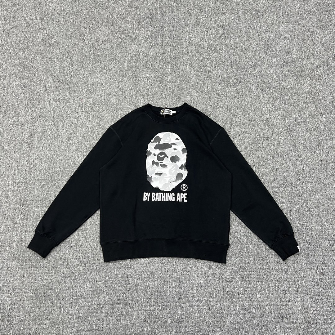 BAPE Hoodie — fa9b84ad Angle 1