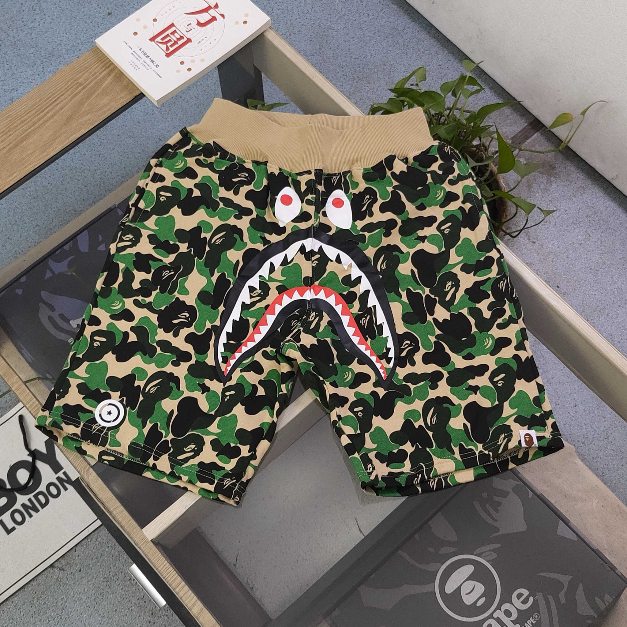 BAPE Pants — f0412a1d Angle 1