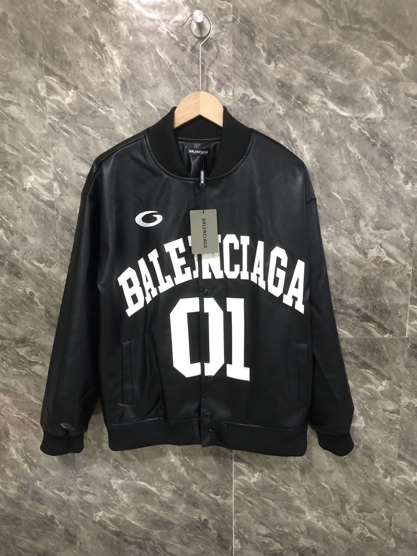 Balenciaga Hoodie — 1ade9dc7 Angle 1