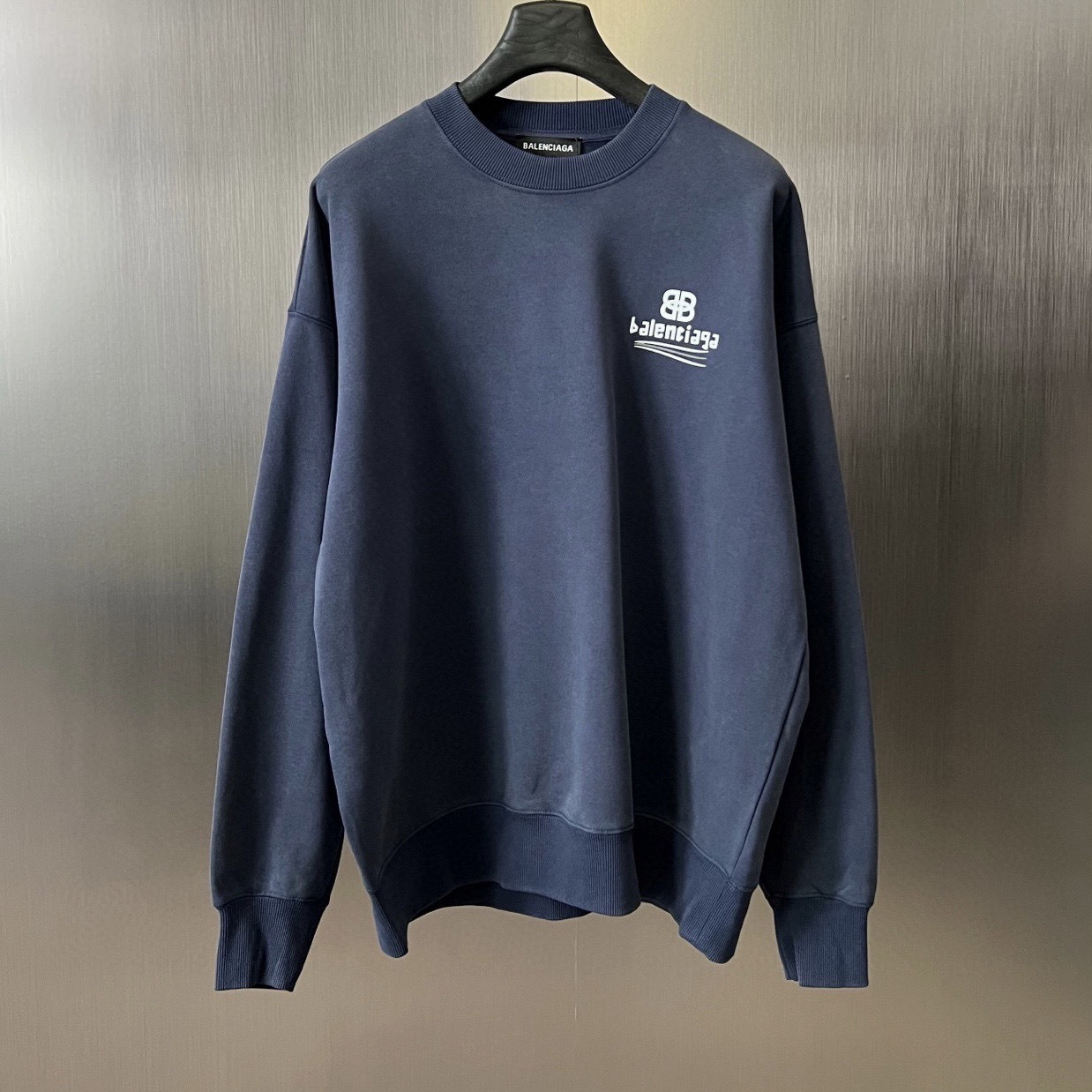 Balenciaga Hoodie — 447d5933 Angle 1