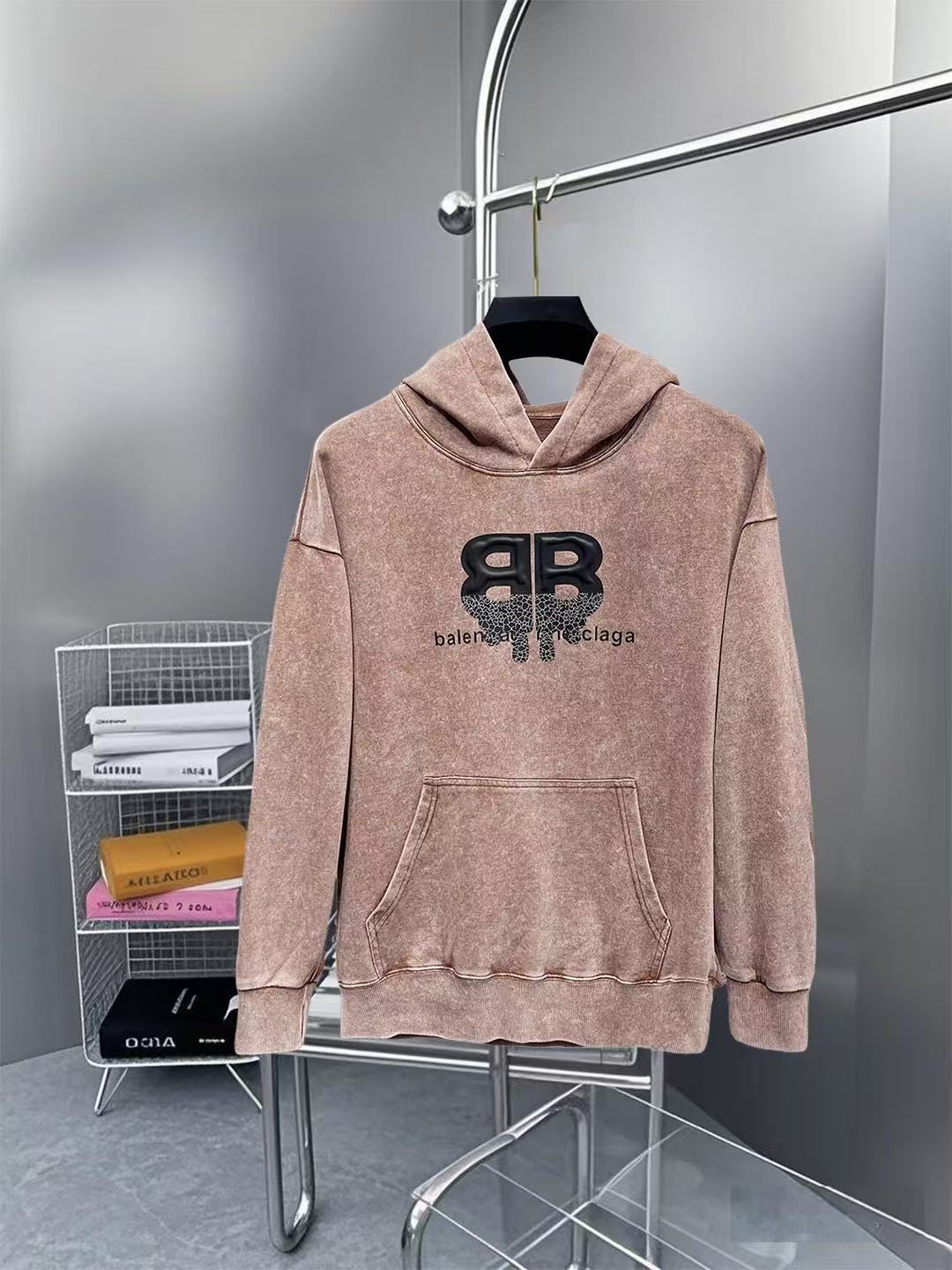 Balenciaga Hoodie — 5151d9e2 Angle 1