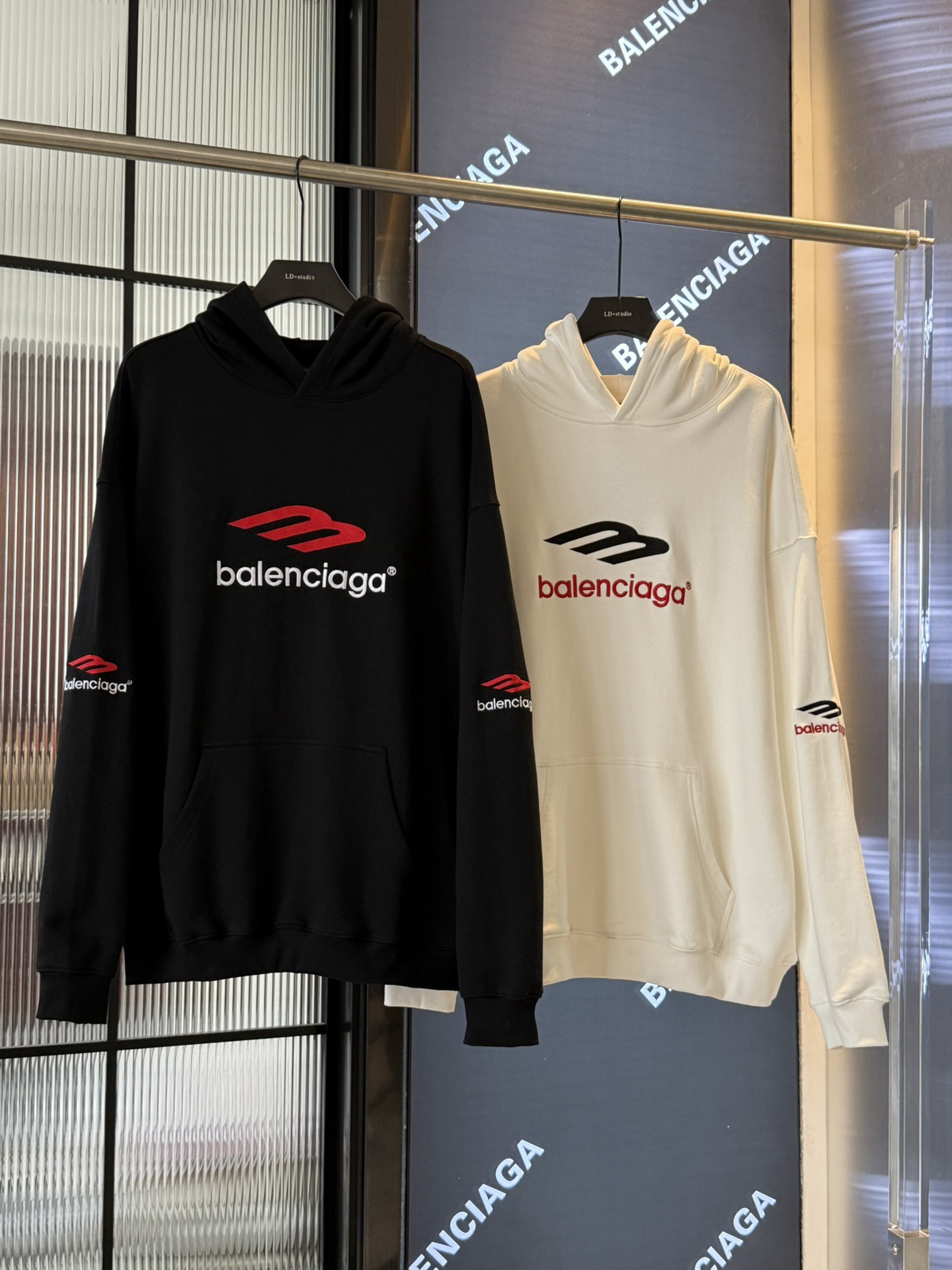 Balenciaga Hoodie — 8bb8b677 Angle 1