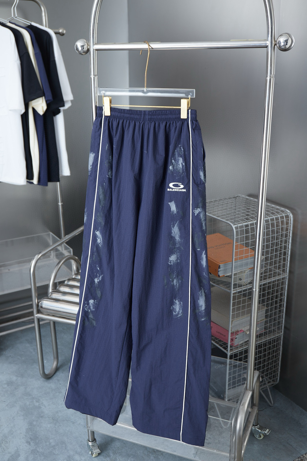 Balenciaga Pants — 034c5fa8 Angle 1