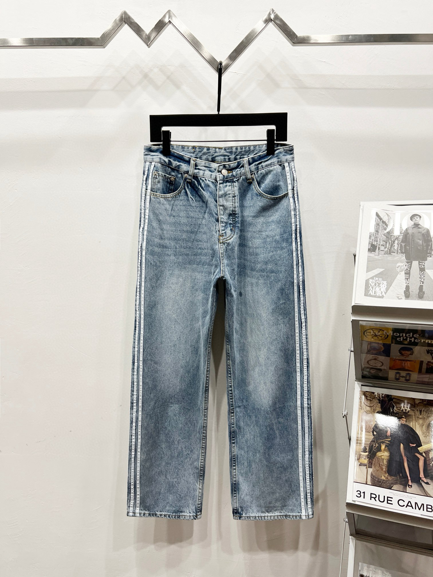 Balenciaga Pants — 11135df4 Angle 1