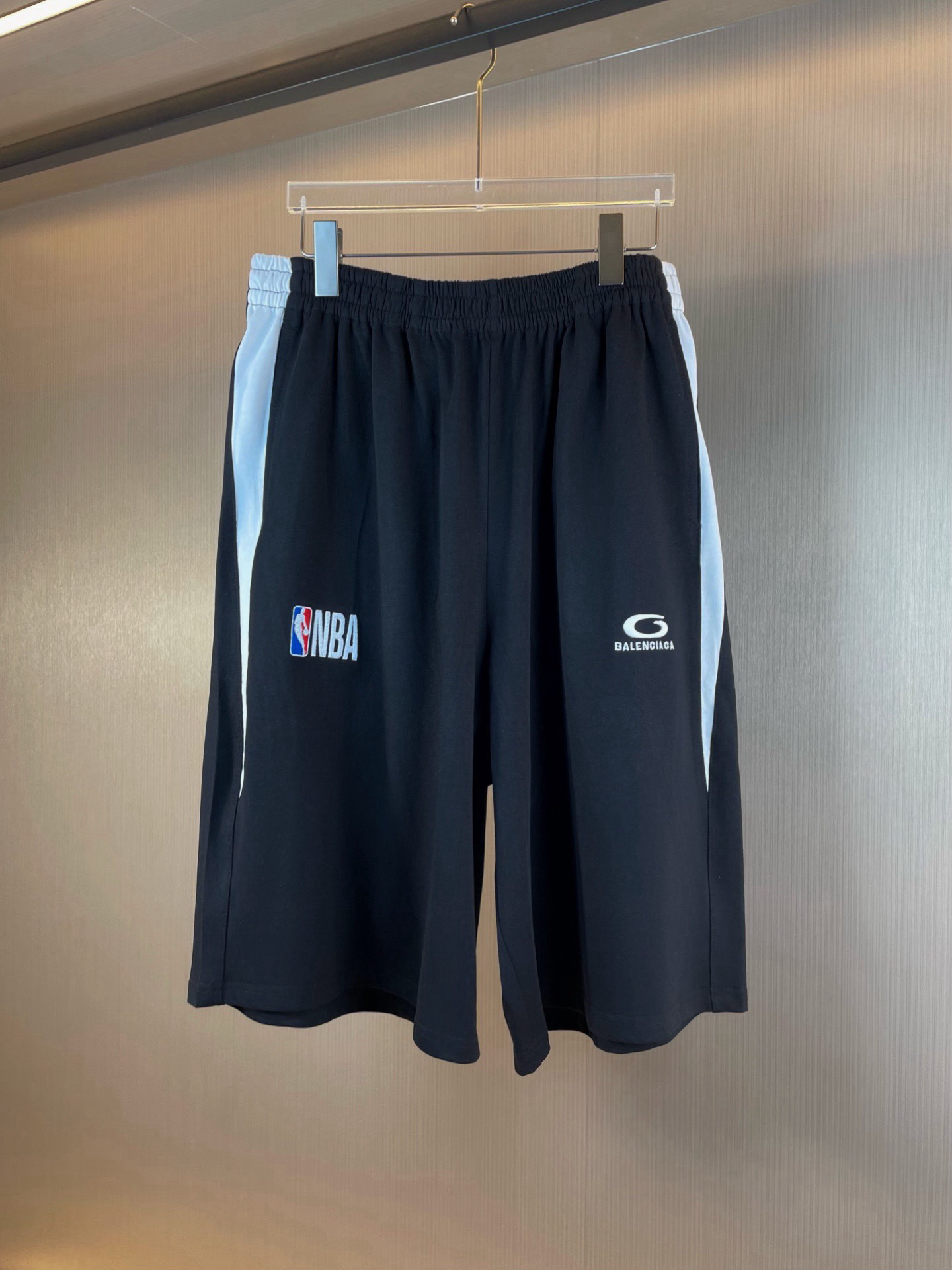 Balenciaga Pants — 4c3f6f51 Angle 1