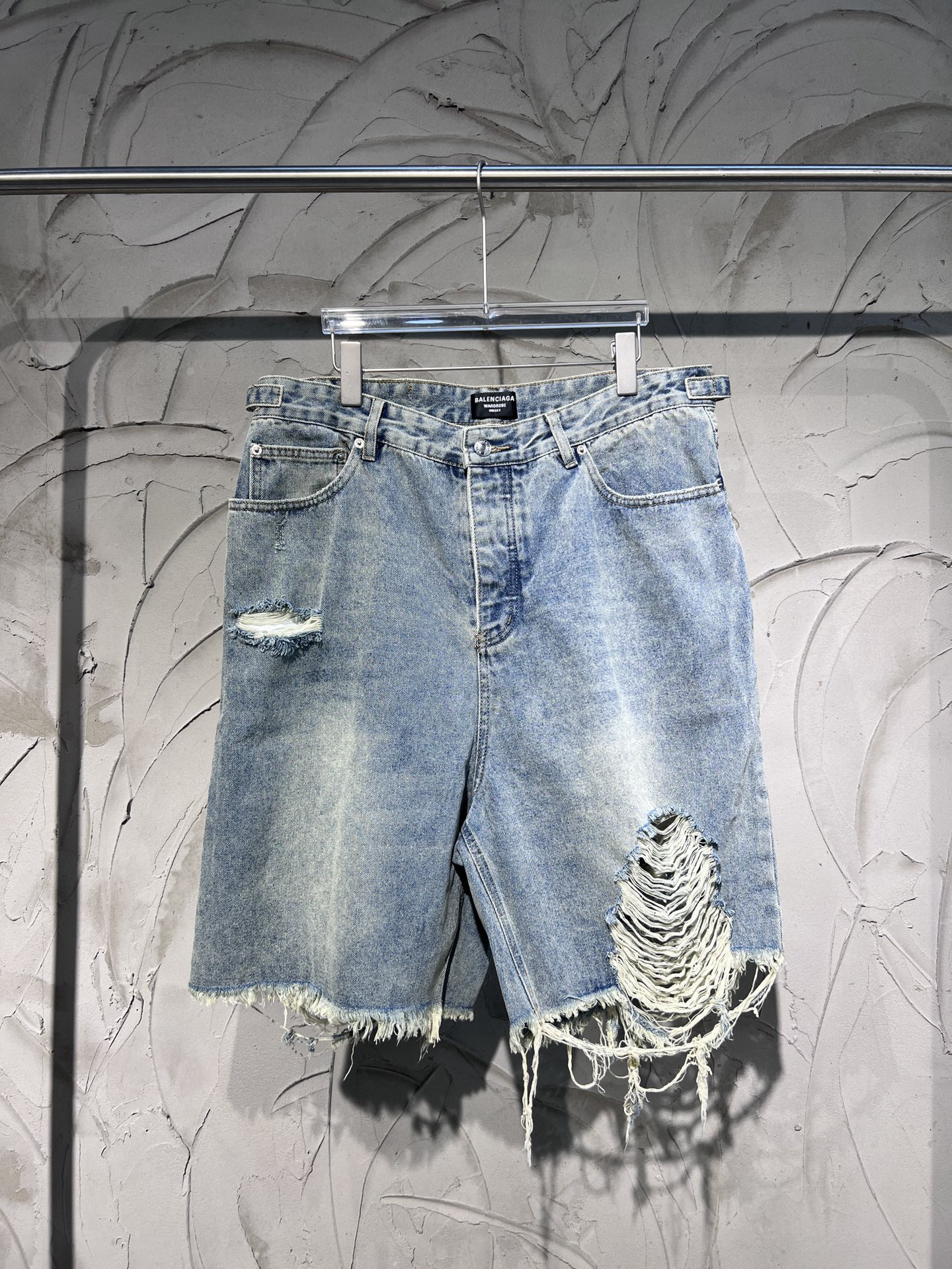 Balenciaga Pants — 5fd3a8d7 Angle 1