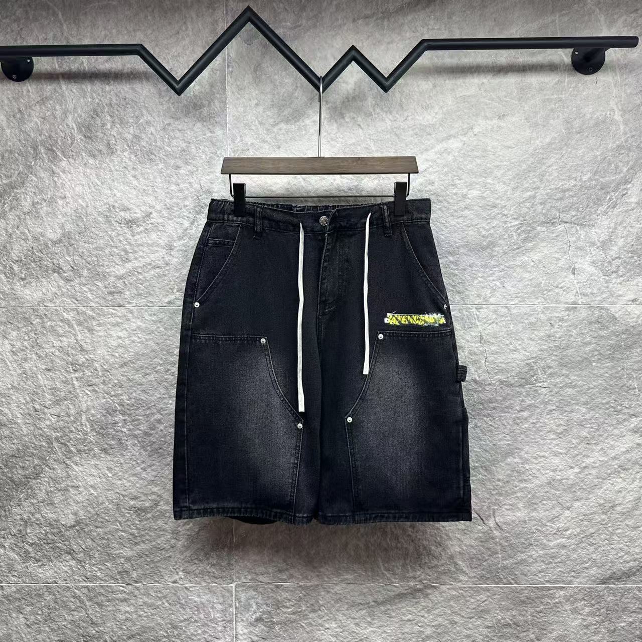 Balenciaga Pants — 68ad5a3d Angle 1