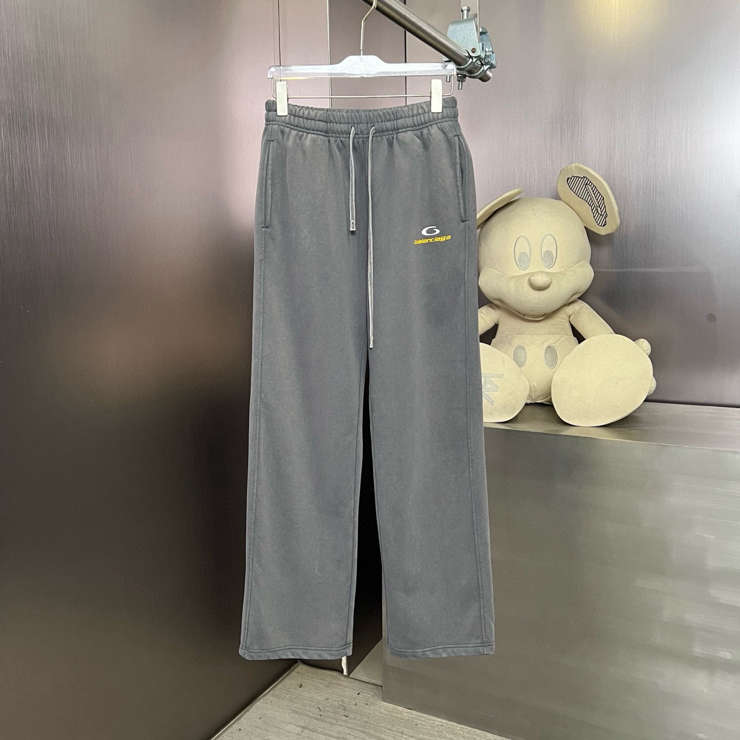 Balenciaga Pants — 788c781b Angle 1