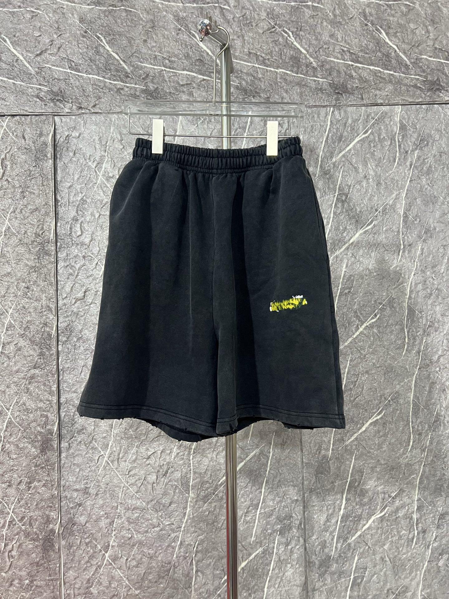 Balenciaga Pants — a57f74ee Angle 1