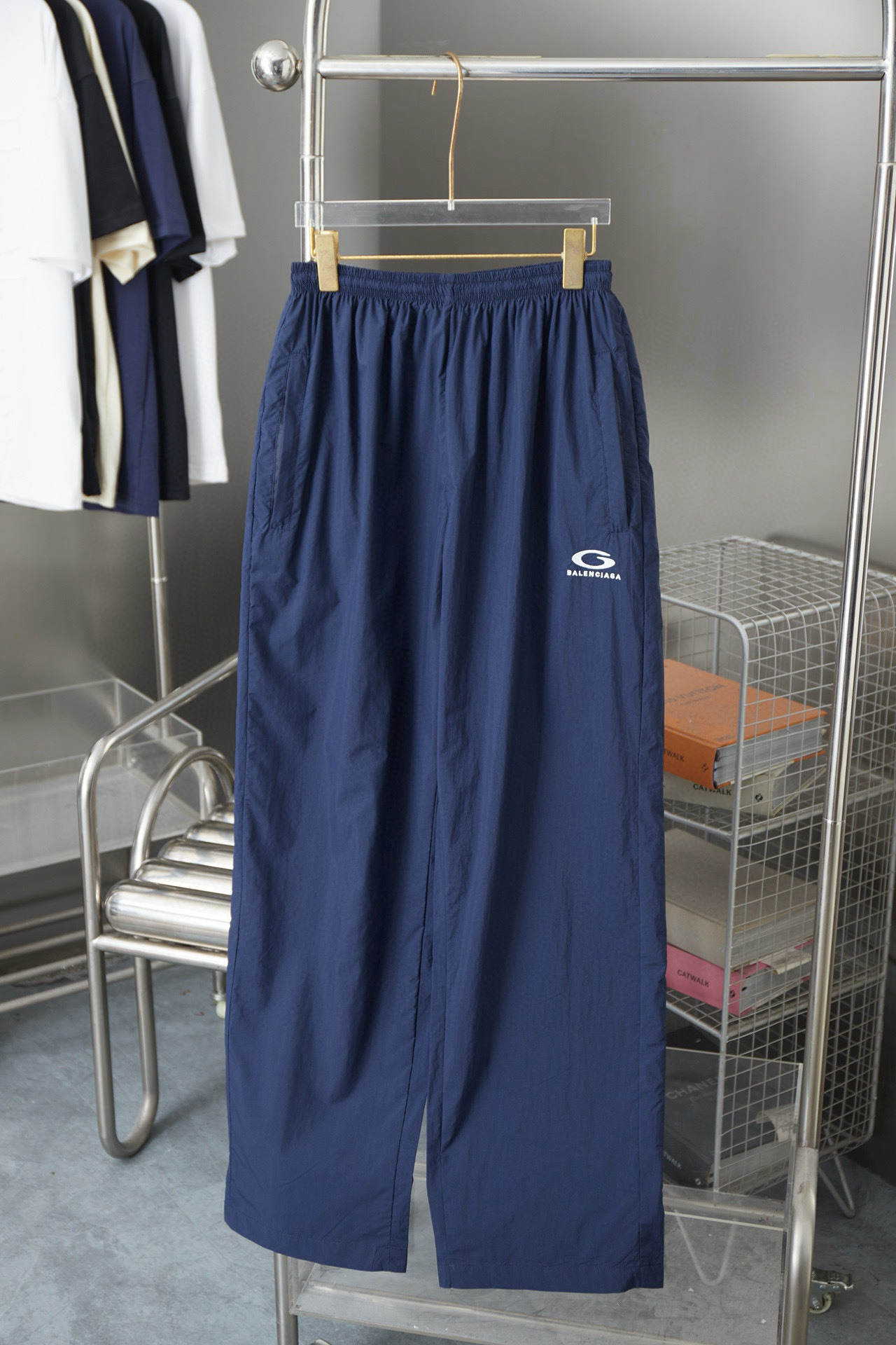 Balenciaga Pants — e5242586 Angle 1