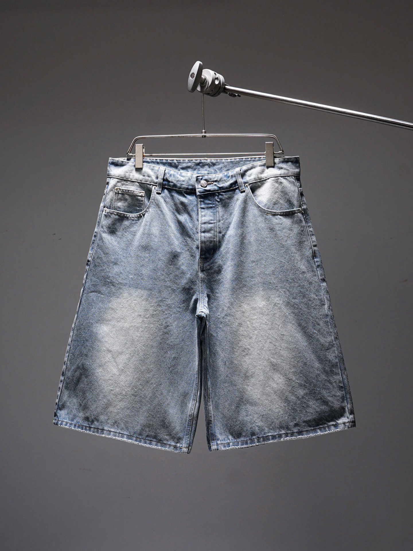Balenciaga Pants — ebe053fd Angle 1