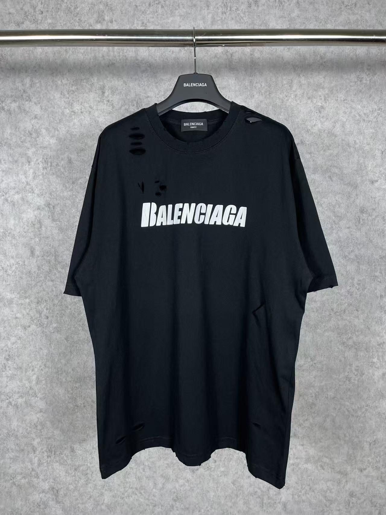 Balenciaga Shirts — 0bdf8c4e Angle 1
