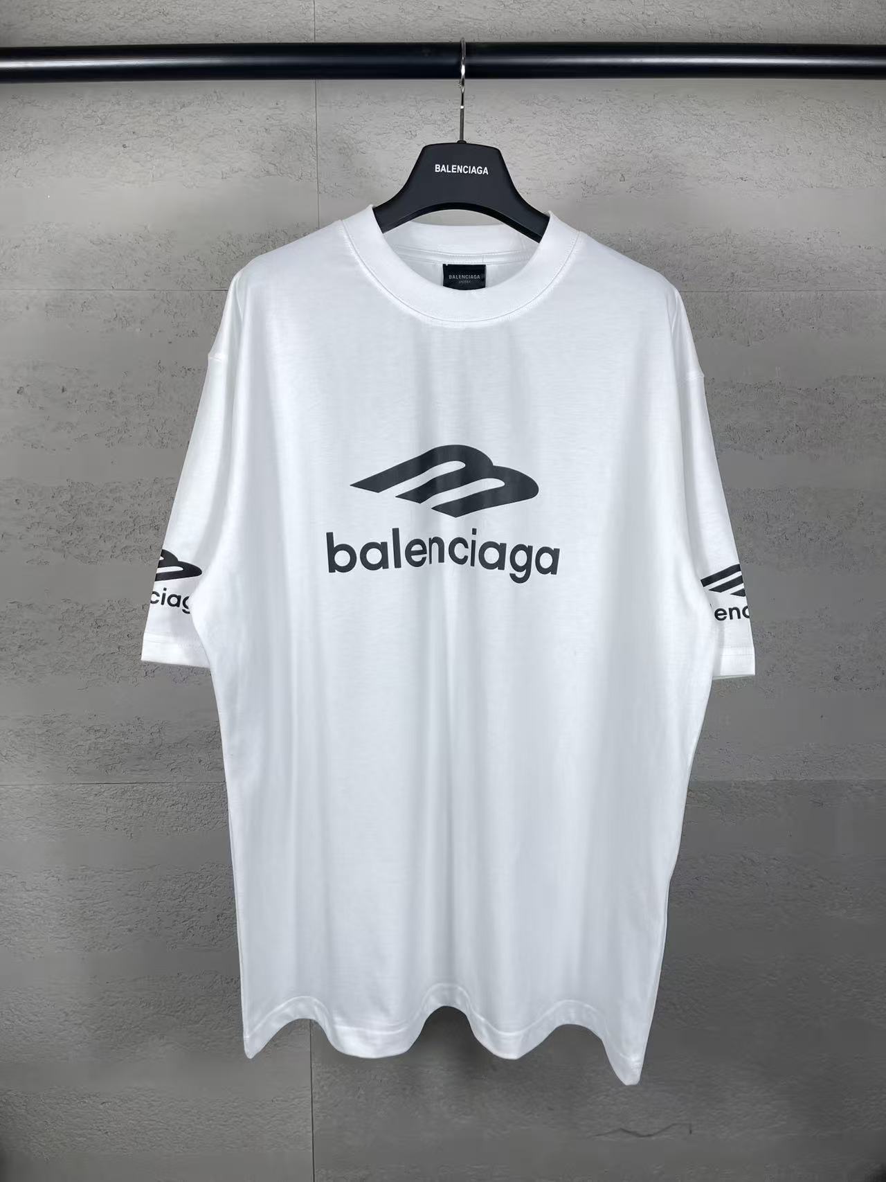 Balenciaga Shirts — 0d9e3326 Angle 1