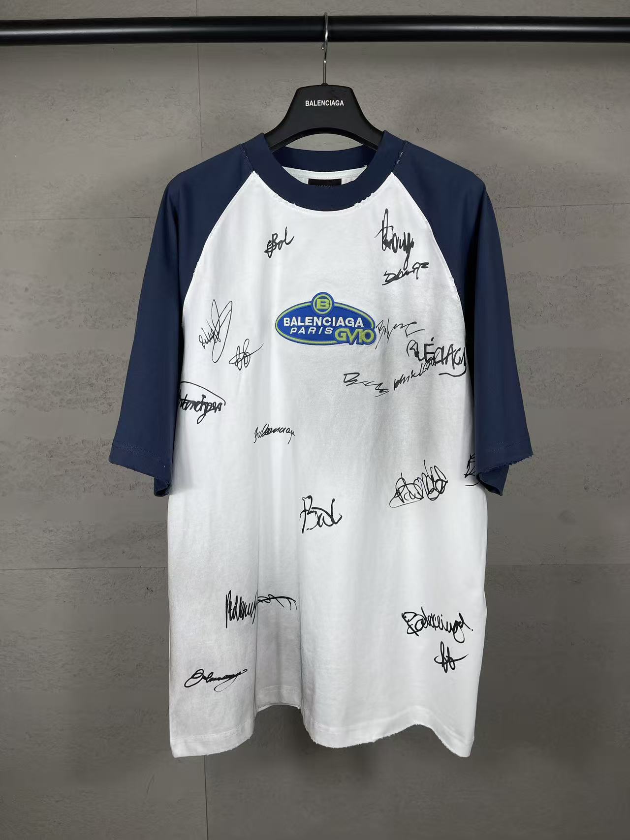 Balenciaga Shirts — 213ac898 Angle 1