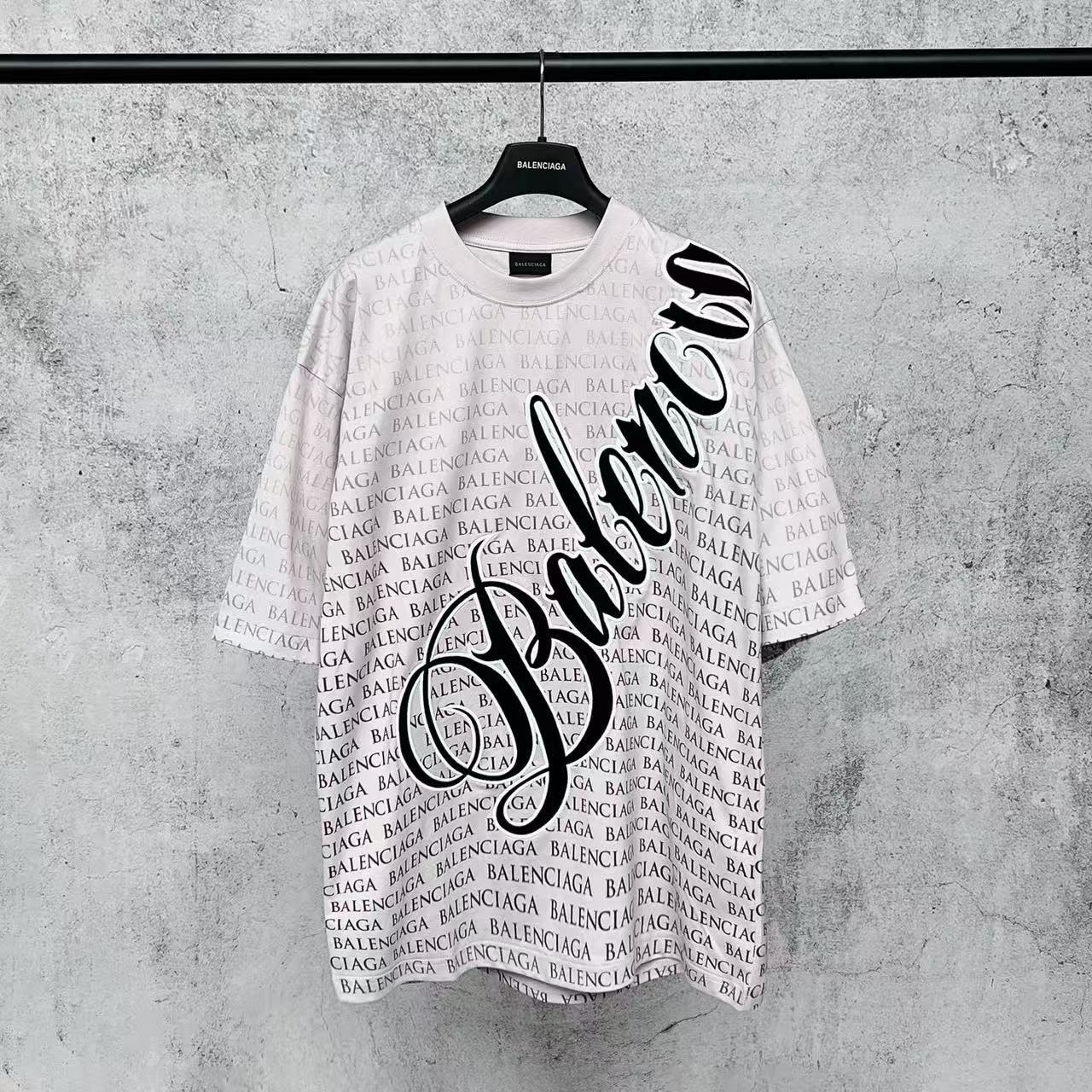 Balenciaga Shirts — d2feb58c Angle 1