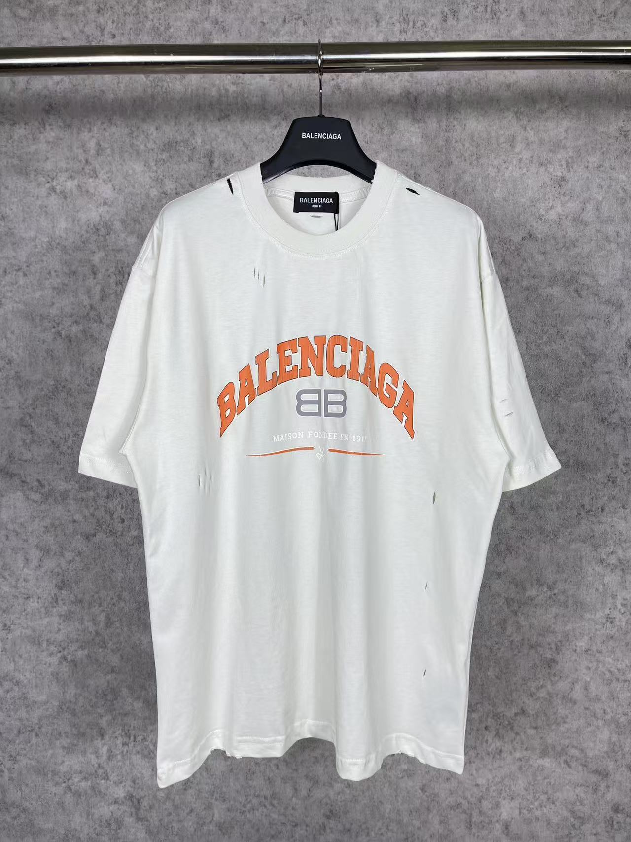 Balenciaga Shirts — e8cd7f0c Angle 1