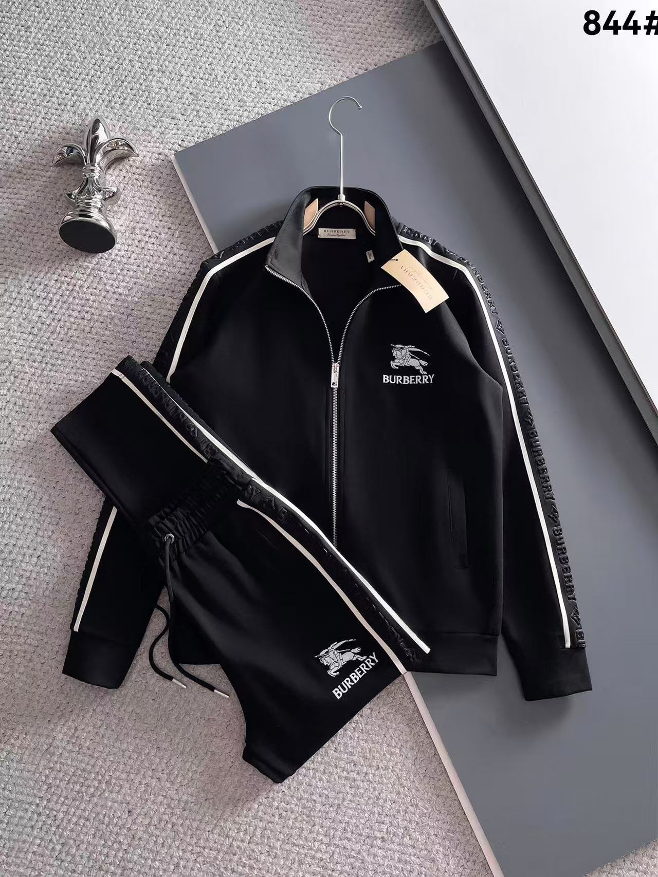 Burberry Hoodie — 76251763 Angle 1