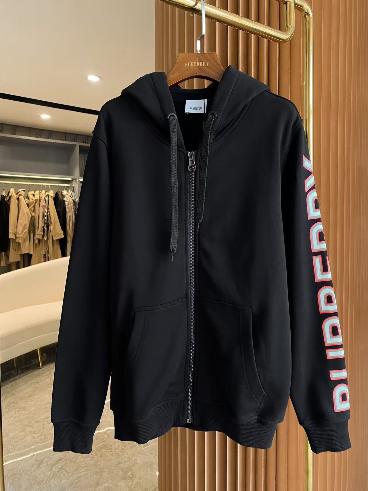 Burberry Hoodie — 8f70187e Angle 1