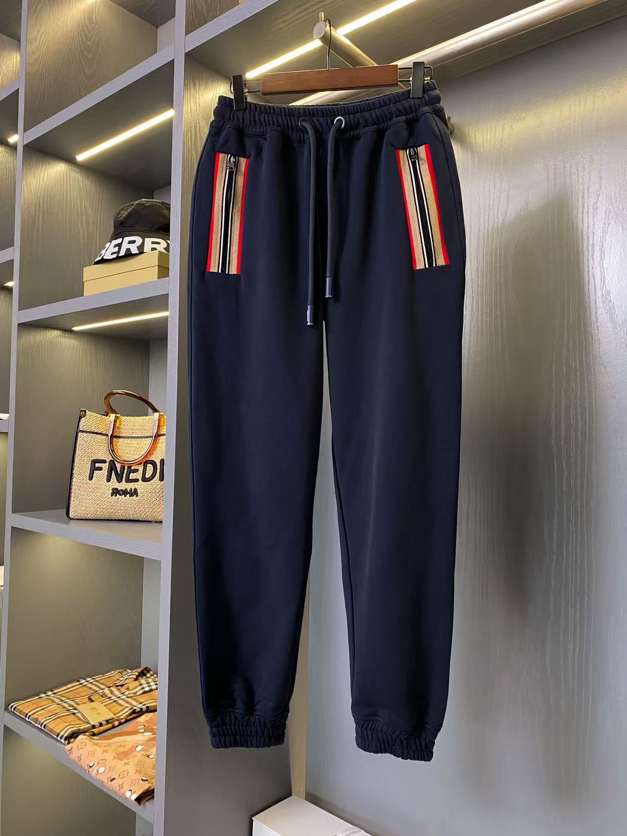 Burberry Hoodie — fc51809e Angle 1