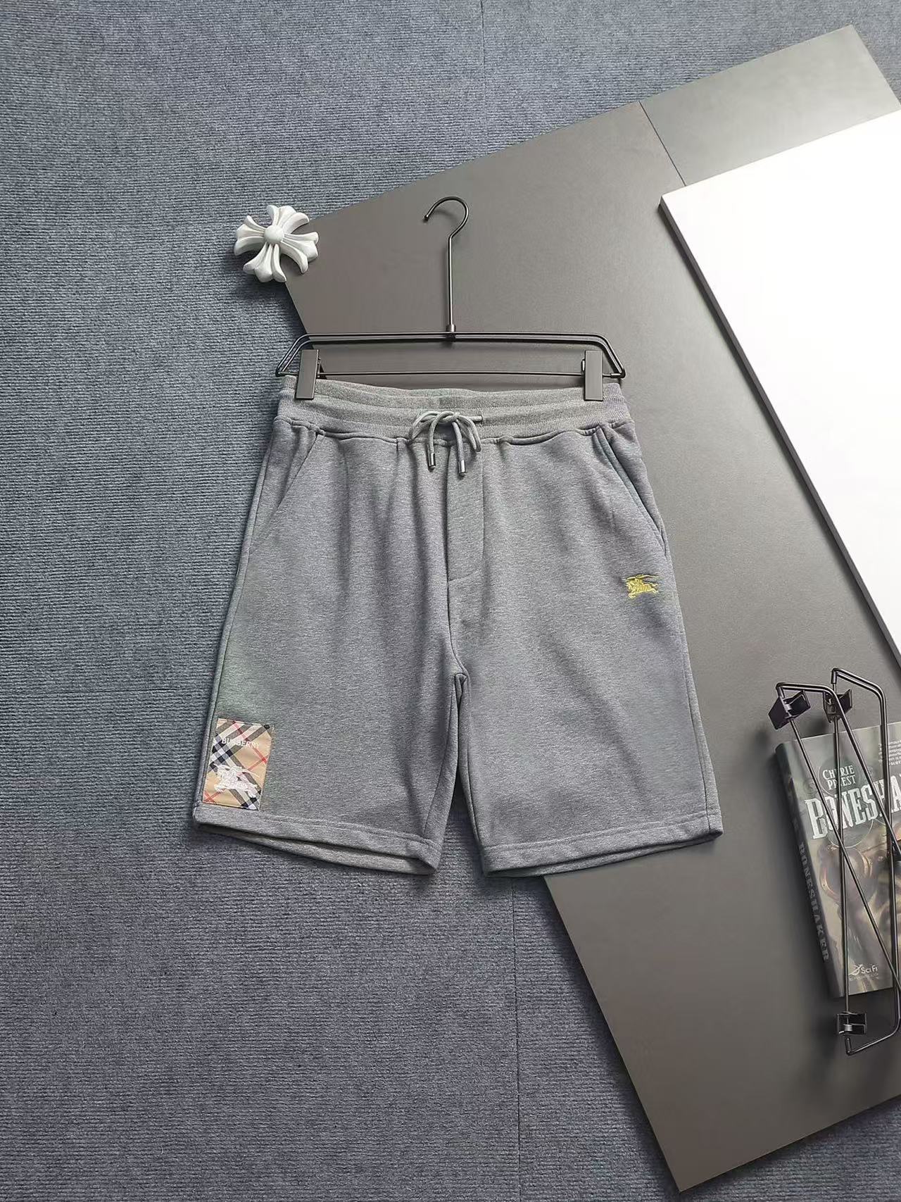 Burberry Pants — 074c4857 Angle 1