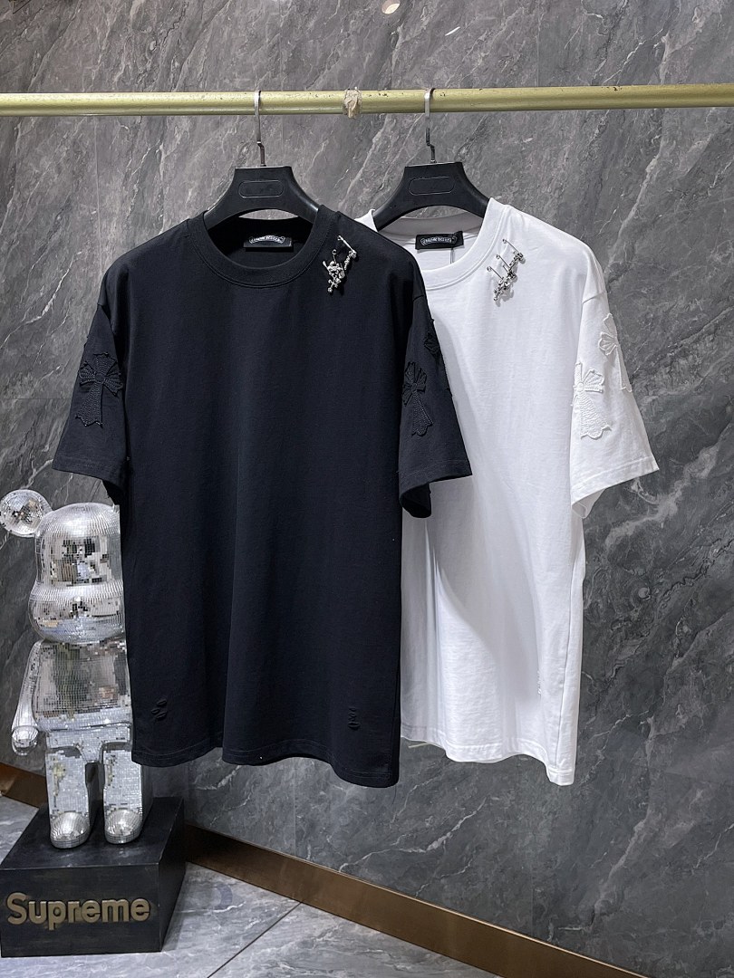 Chrome Hearts T-Shirt — 8962 Angle 1