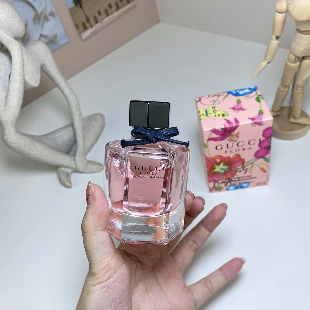 Cologne 17ea310d Angle 1