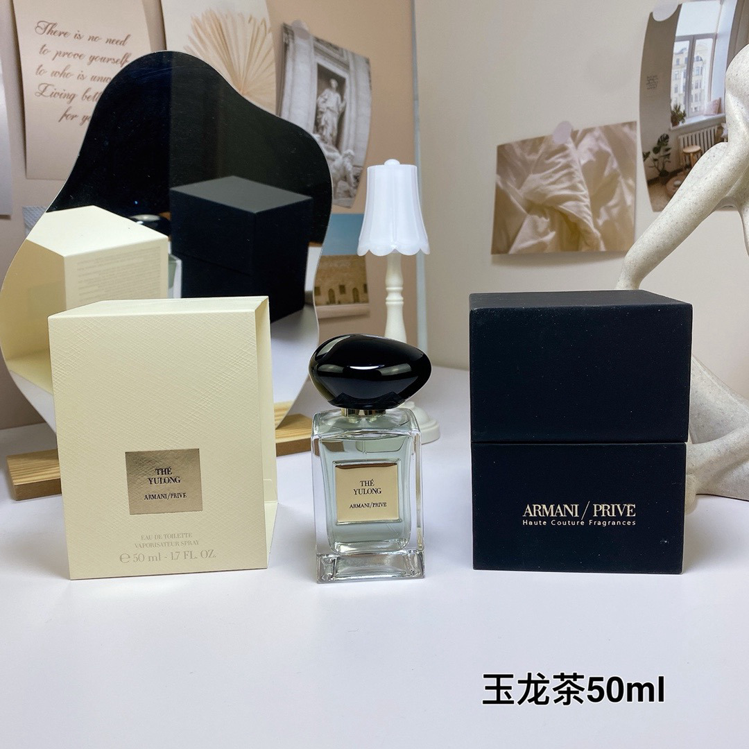 Cologne f33d096f Angle 1