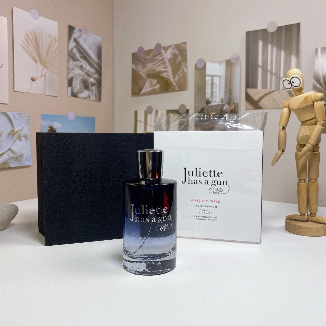 Cologne f5ec9fd2 Angle 1